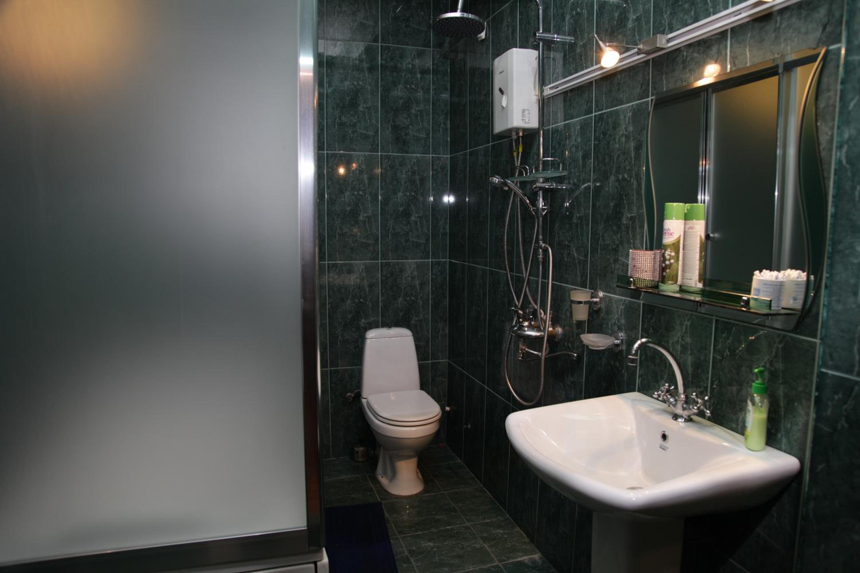 Two-Bedroom Apartment - Photo 9