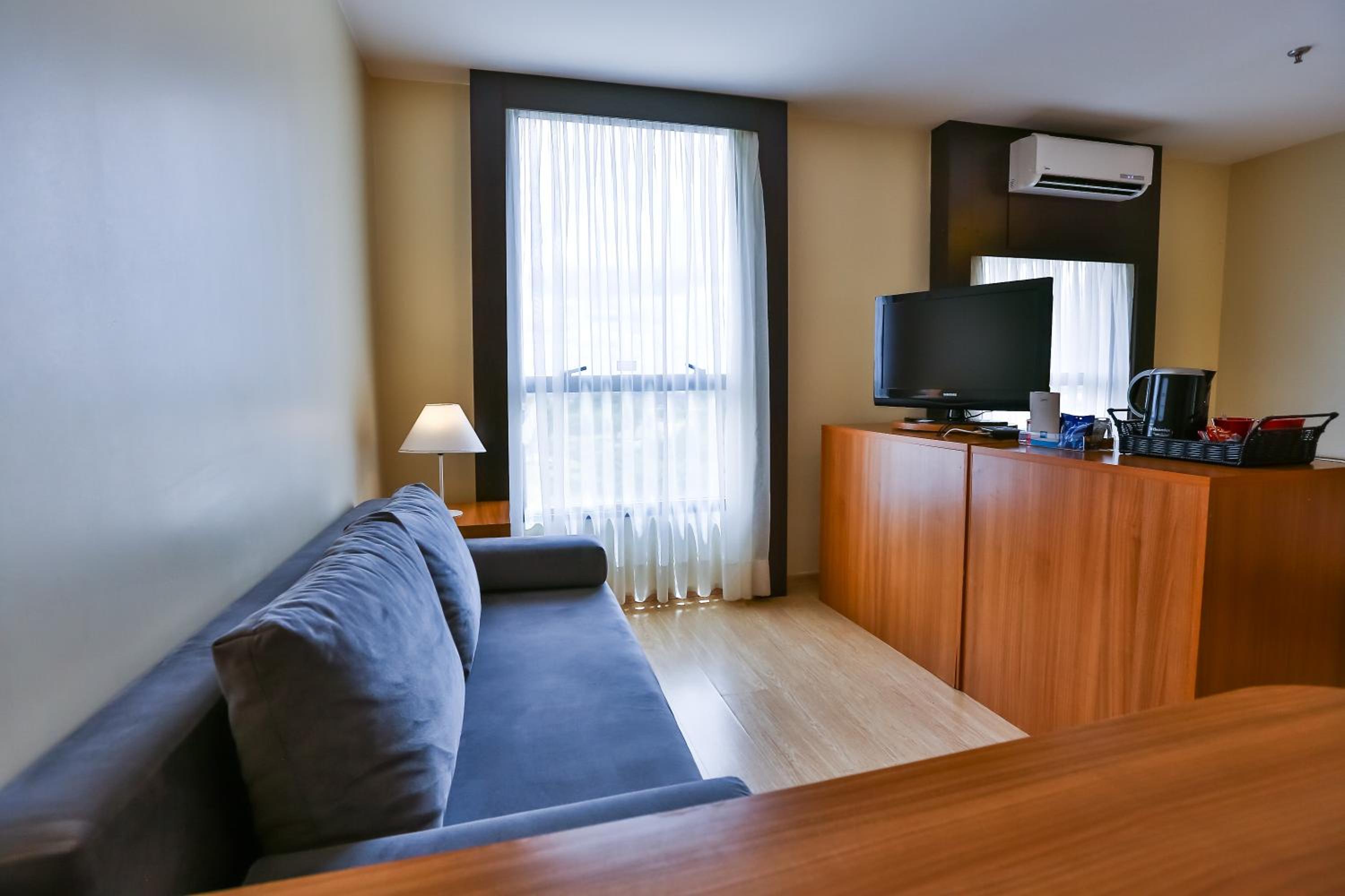 Deluxe Suite photo 1
