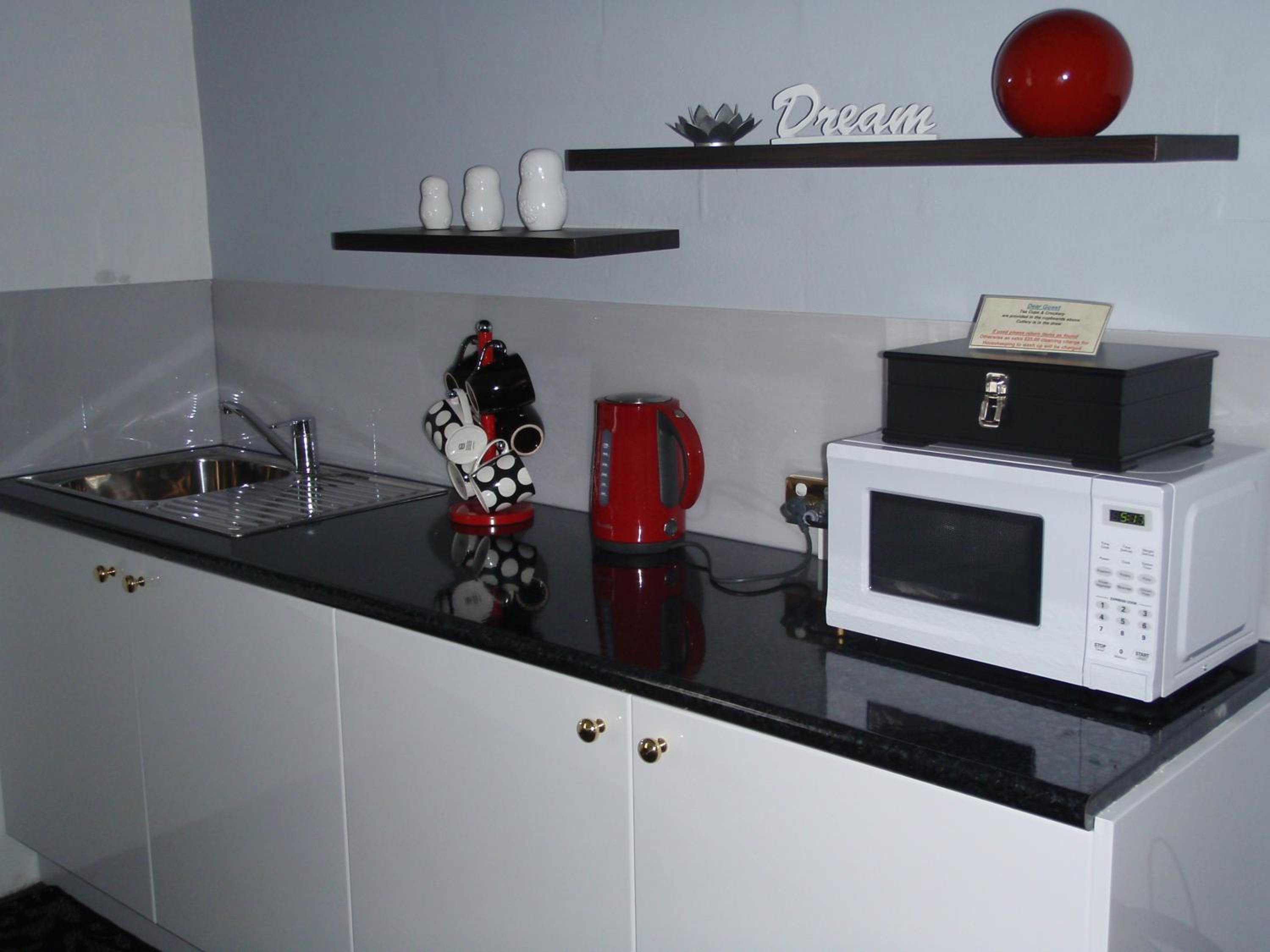 Two Bedroom Suite – Top Floor photo 3