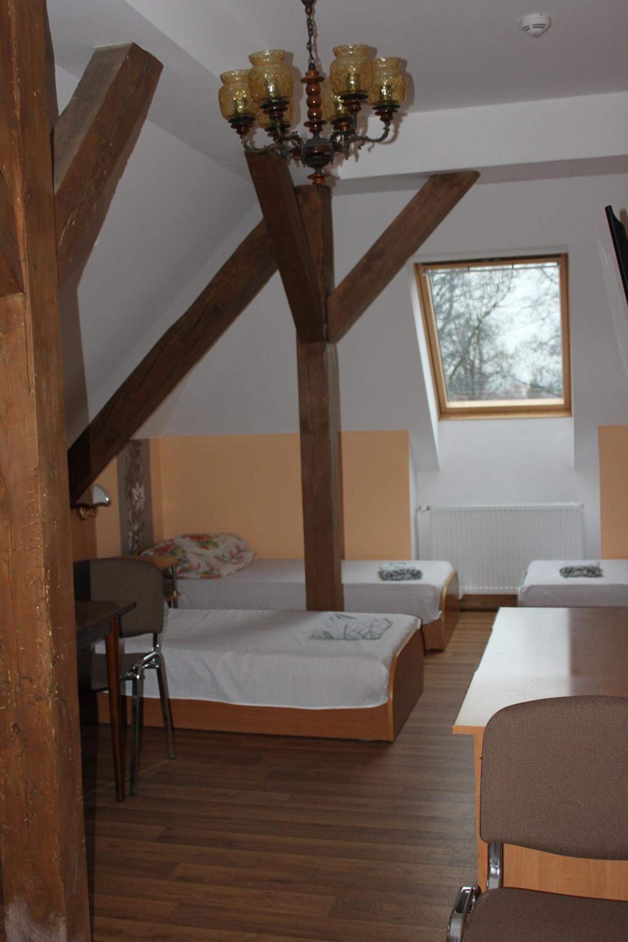 Triple Room with Bathroom - Photo 1