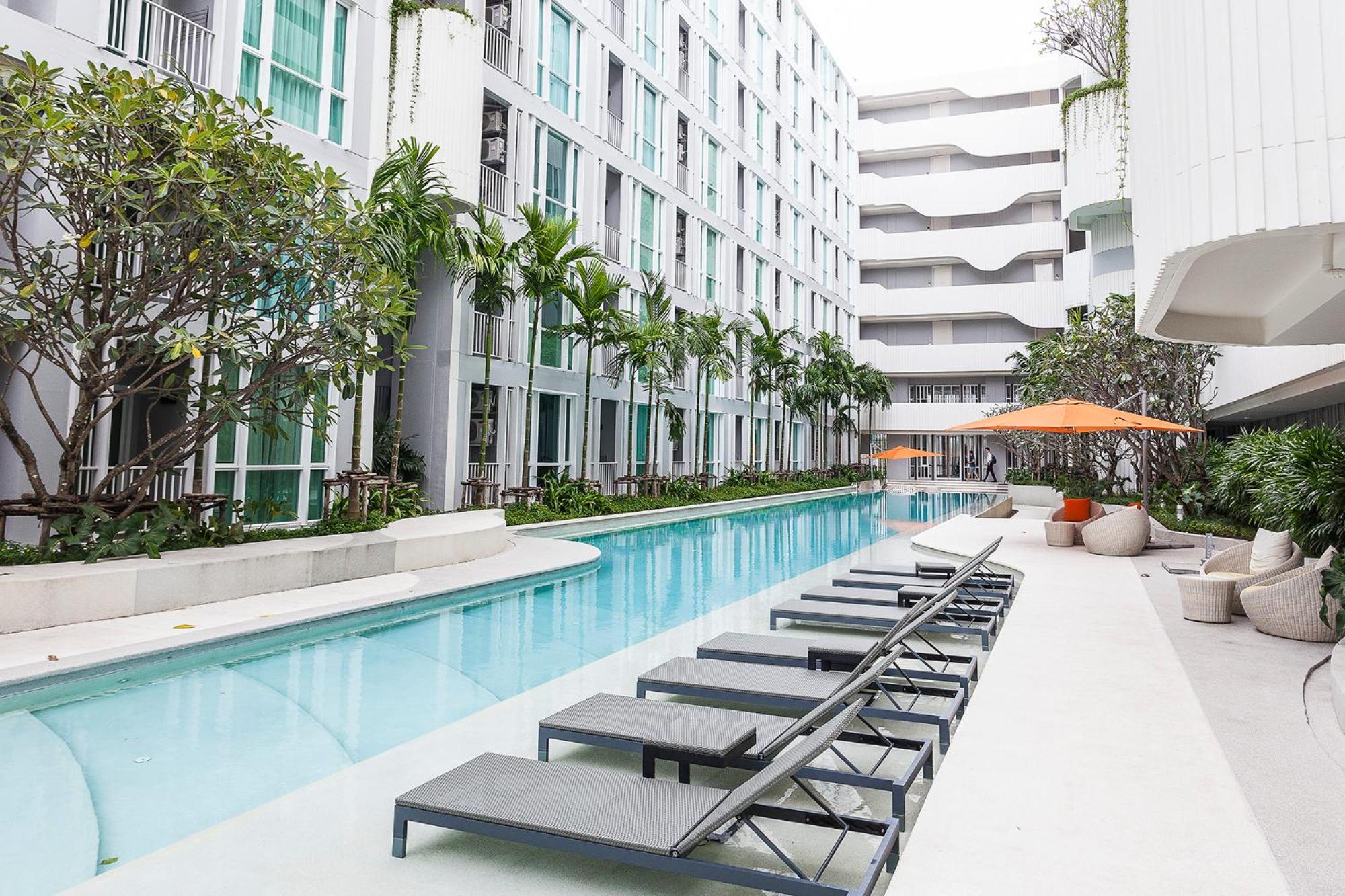Apartment with Pool View  - Photo 11