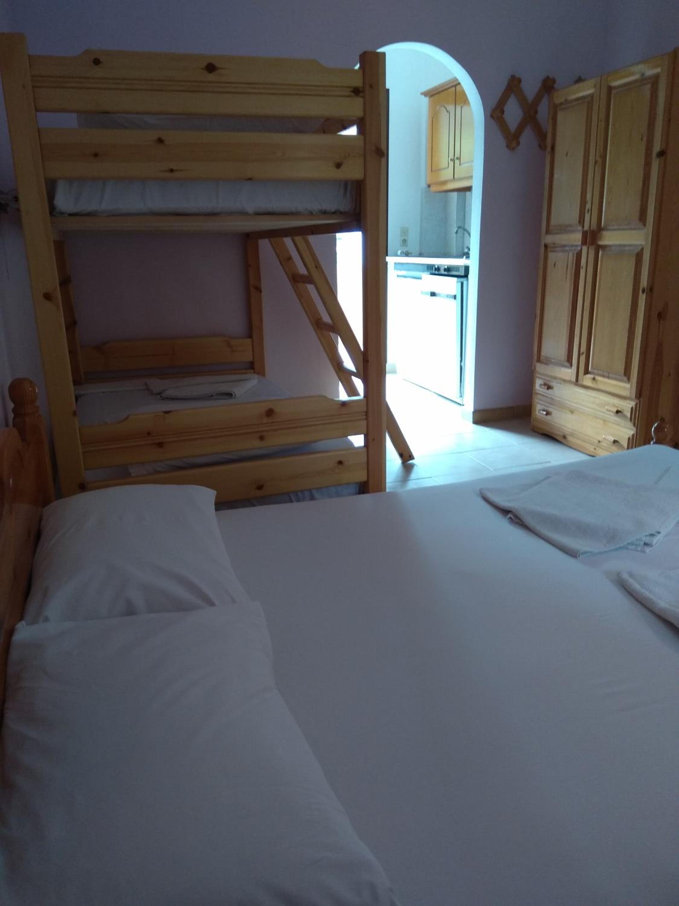 Quadruple Room photo 3