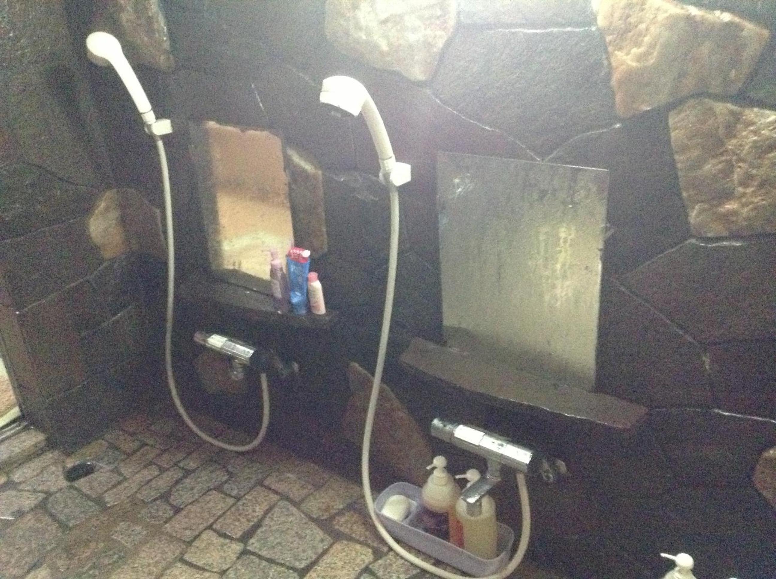 Japanese-Style Single Room with Shared Bathroom photo 3
