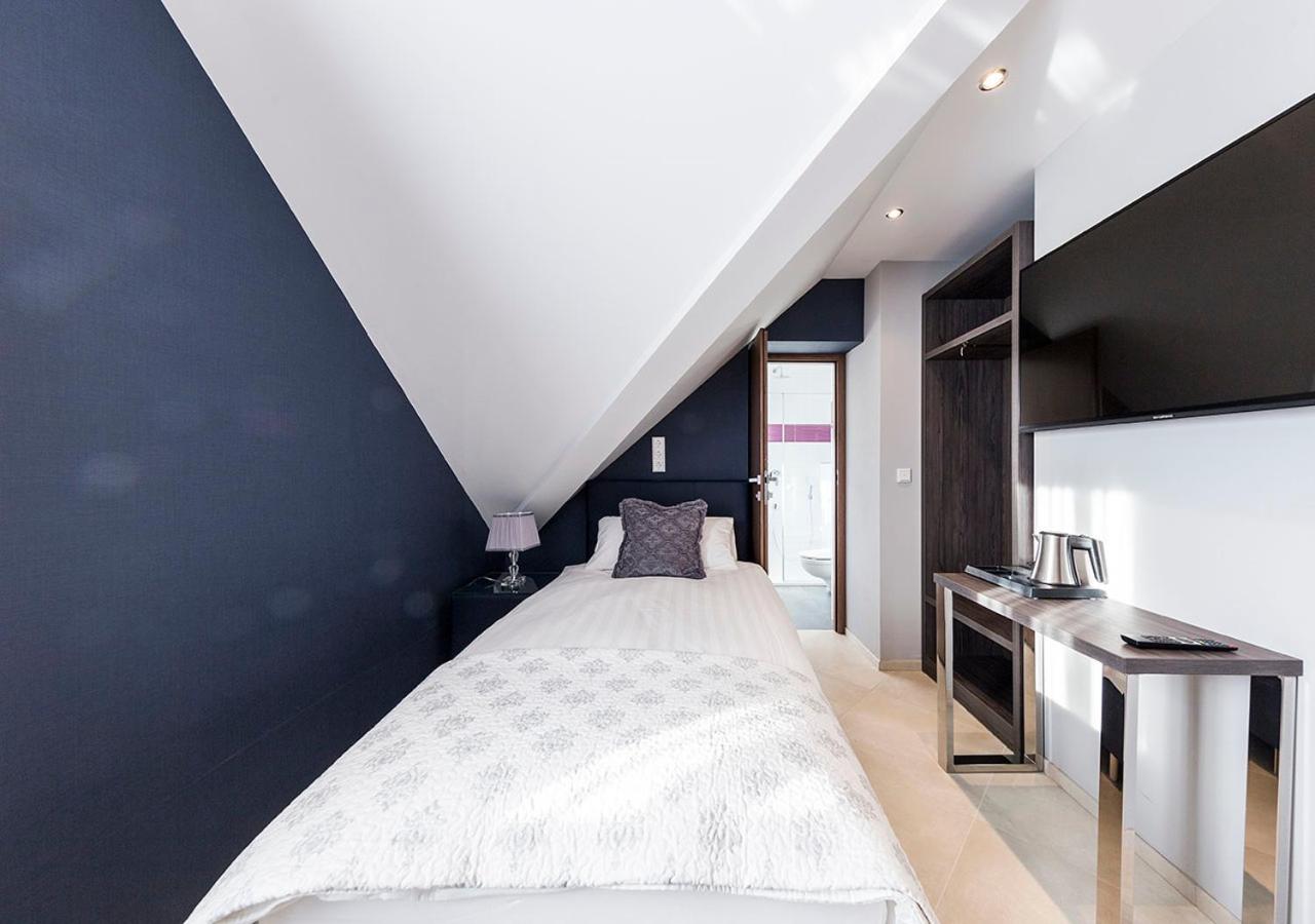Single Room with Balcony