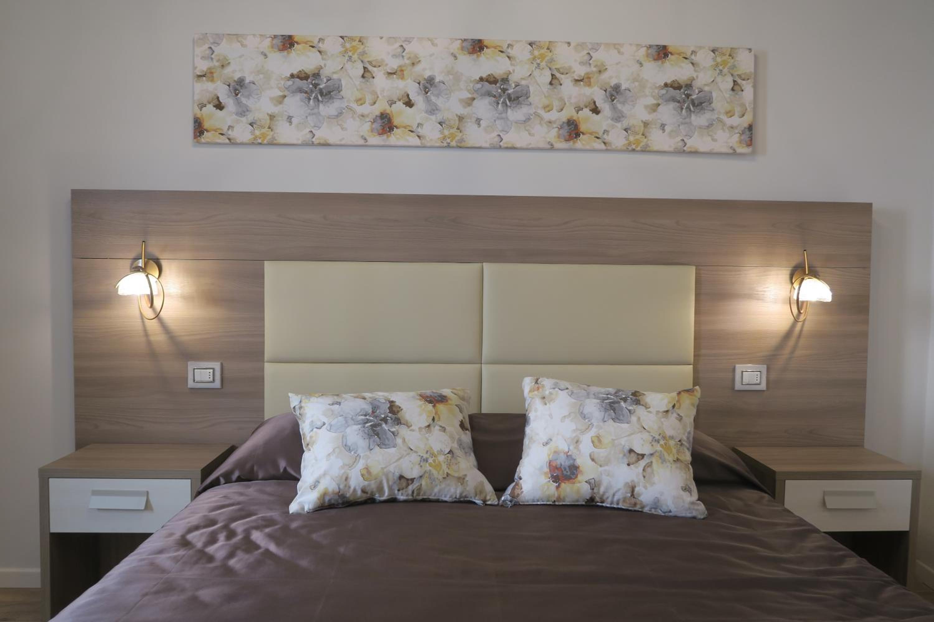 Double or Twin Room photo 2