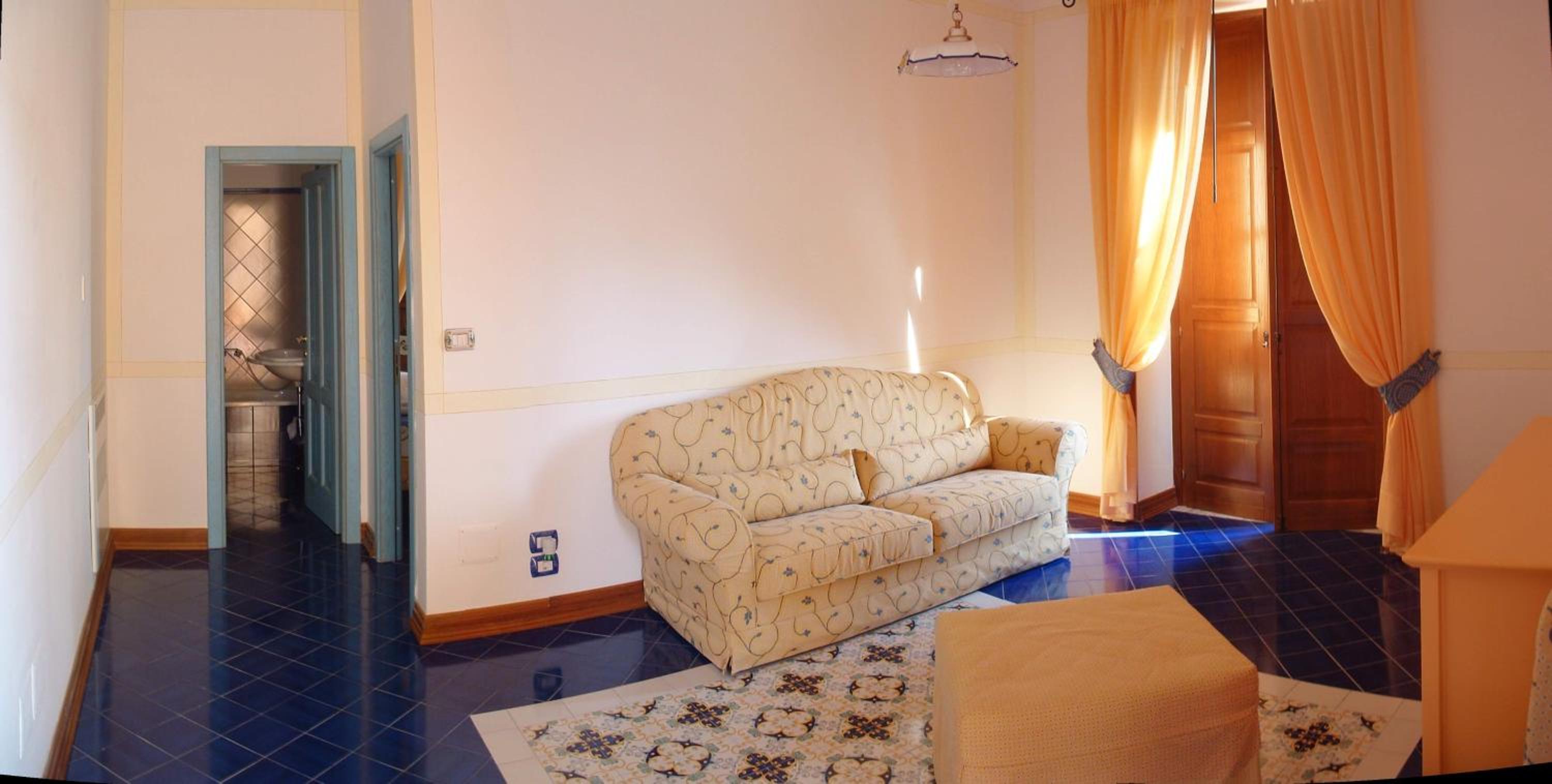 Junior Suite with Terrace photo 2