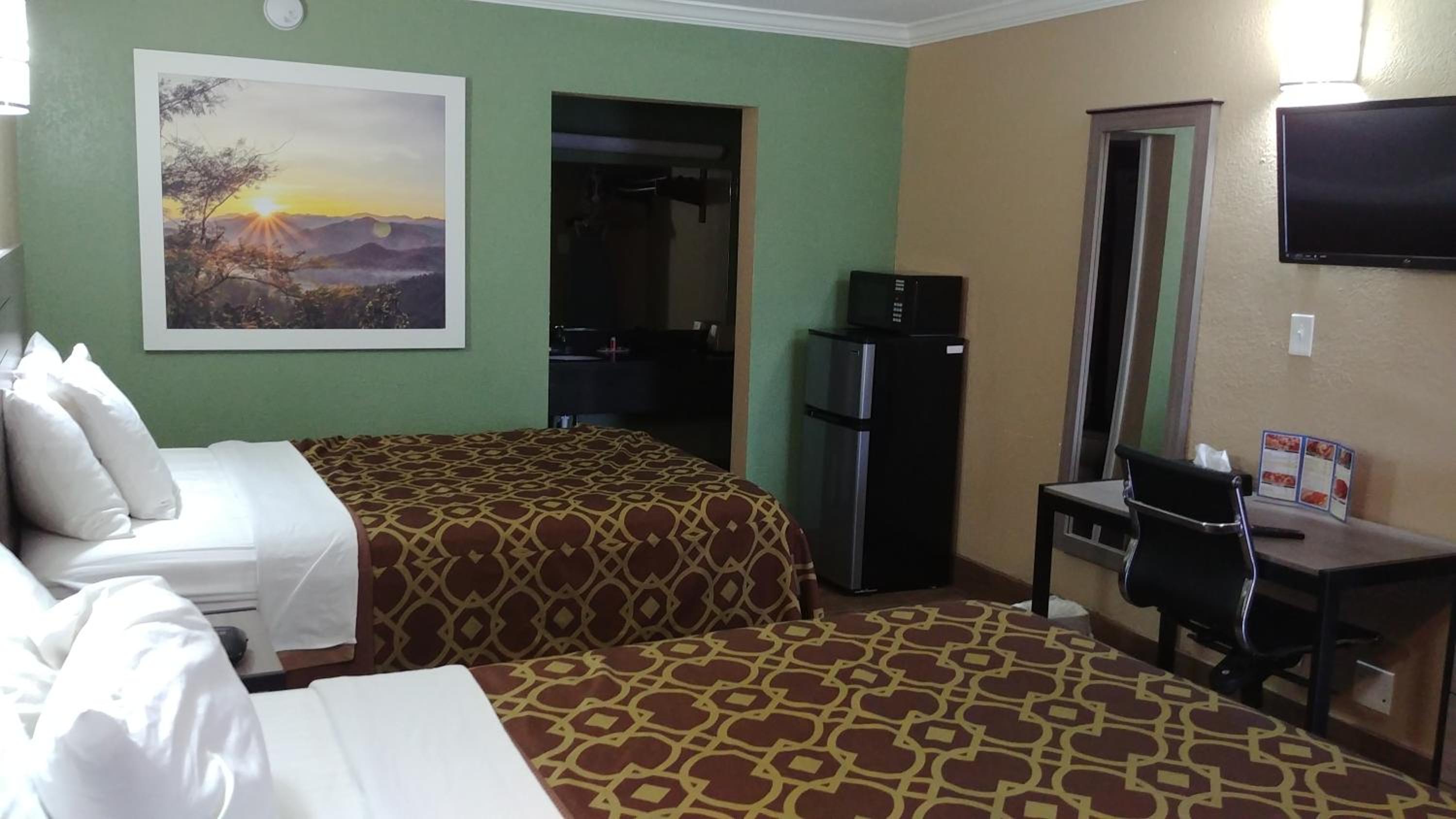 Double Room with Two Double Beds - Non-Smoking - Photo 5