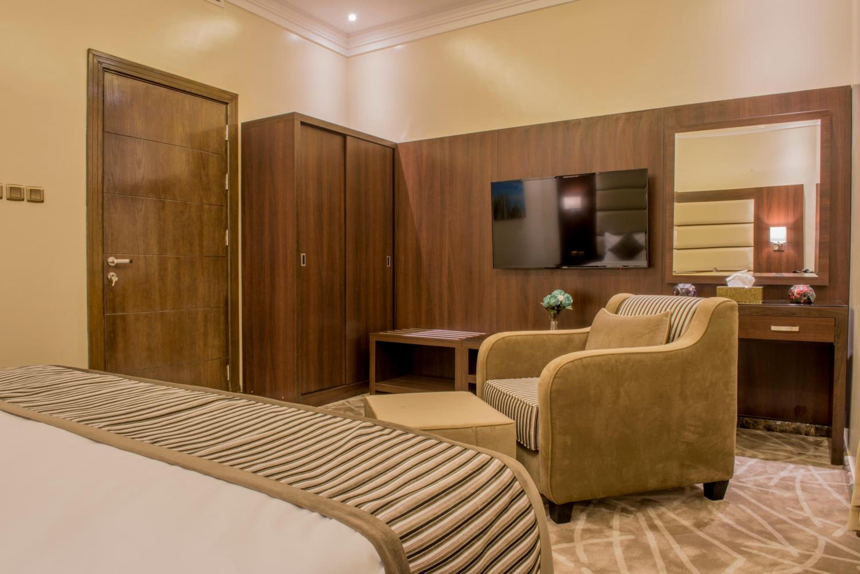 Standard Suite
