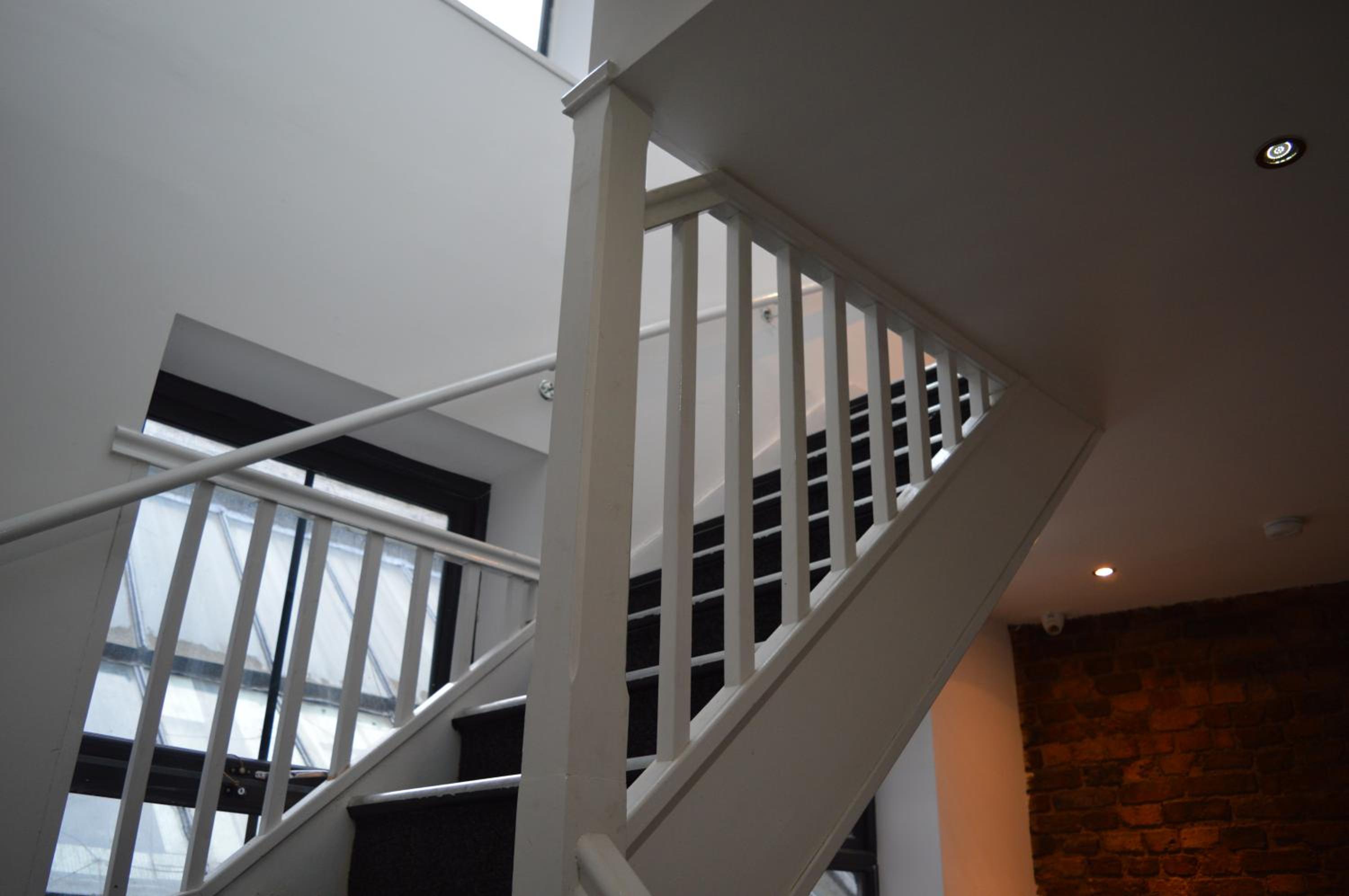 Apartment with Balcony - Photo 27