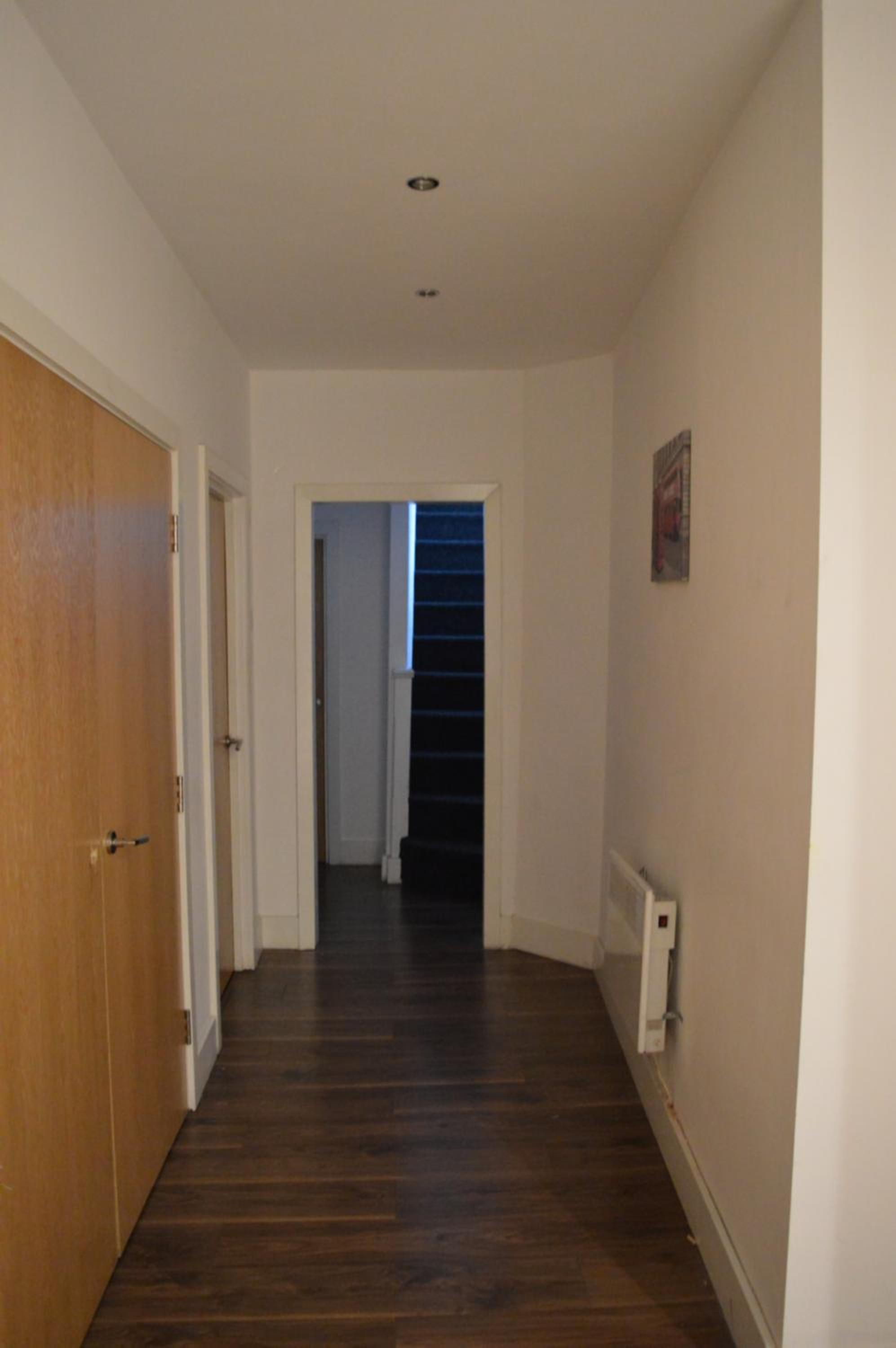 Apartment with Balcony - Photo 26