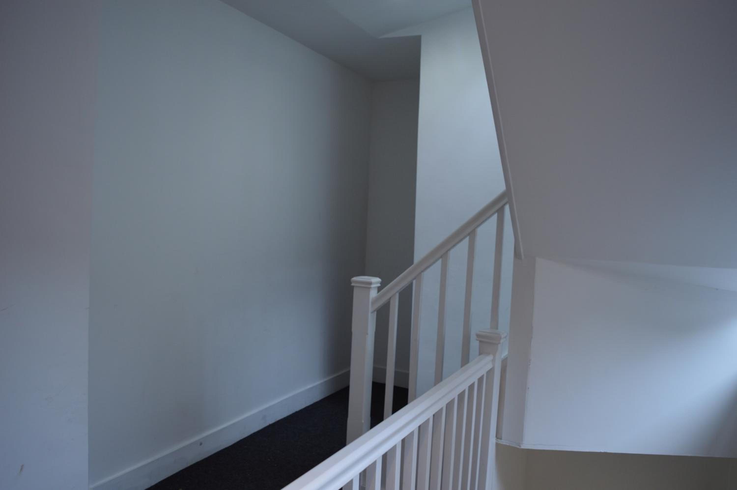 Apartment with Balcony - Photo 24