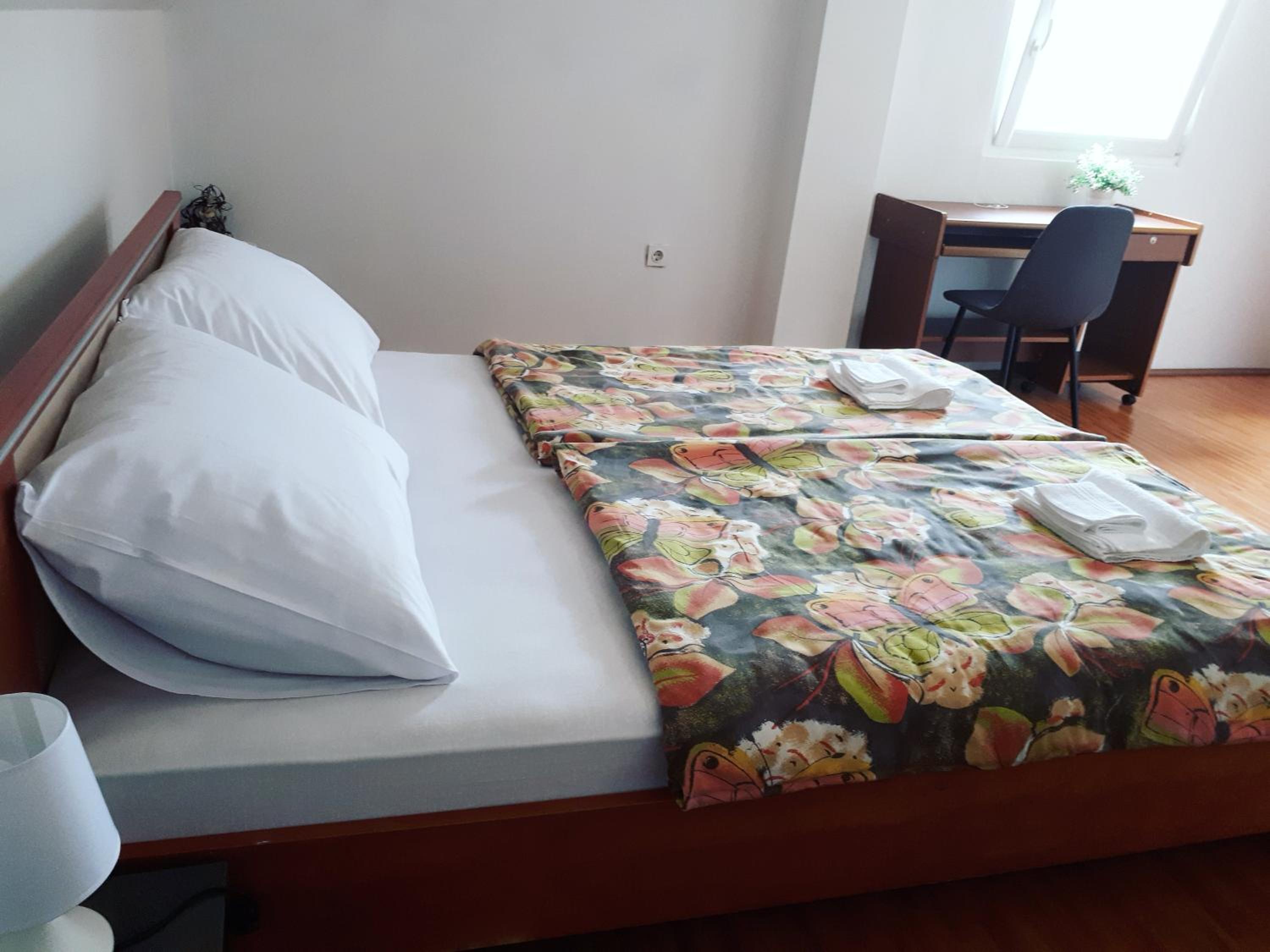 Two-Bedroom Apartment - Photo 17