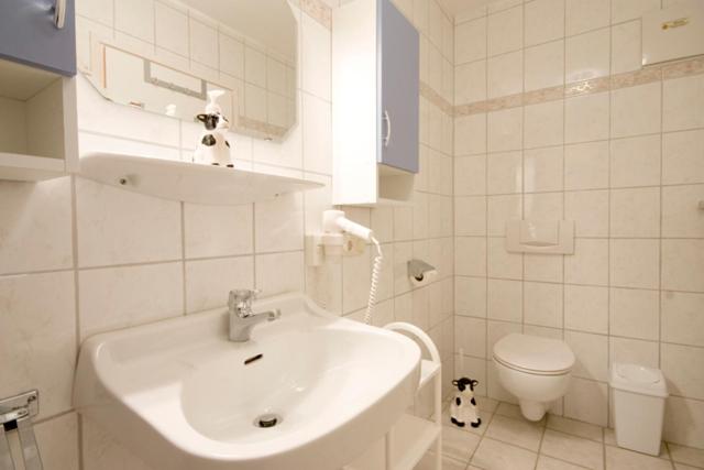 Superior One-Bedroom Apartment photo 2