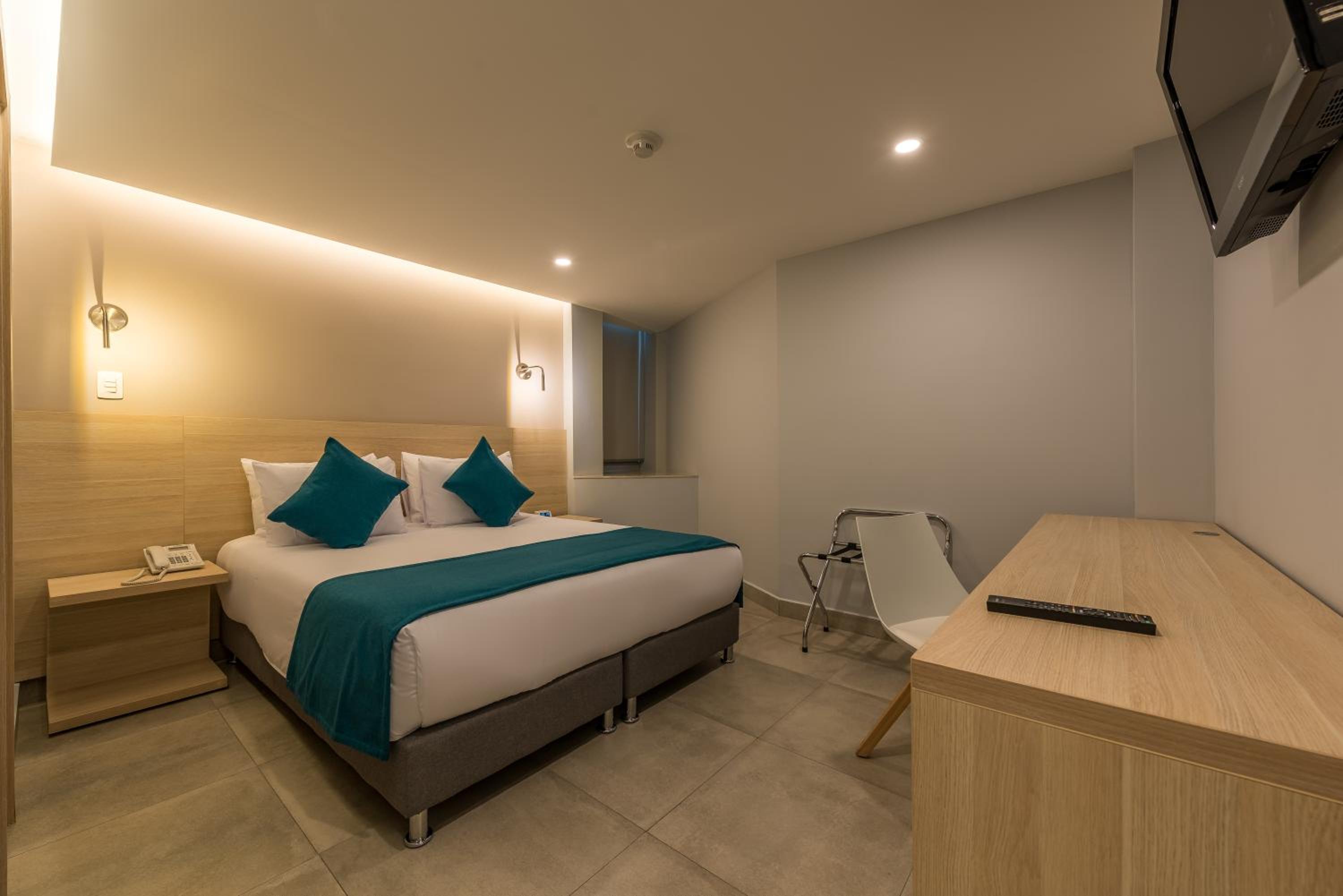 Standard Double Room - Photo 1