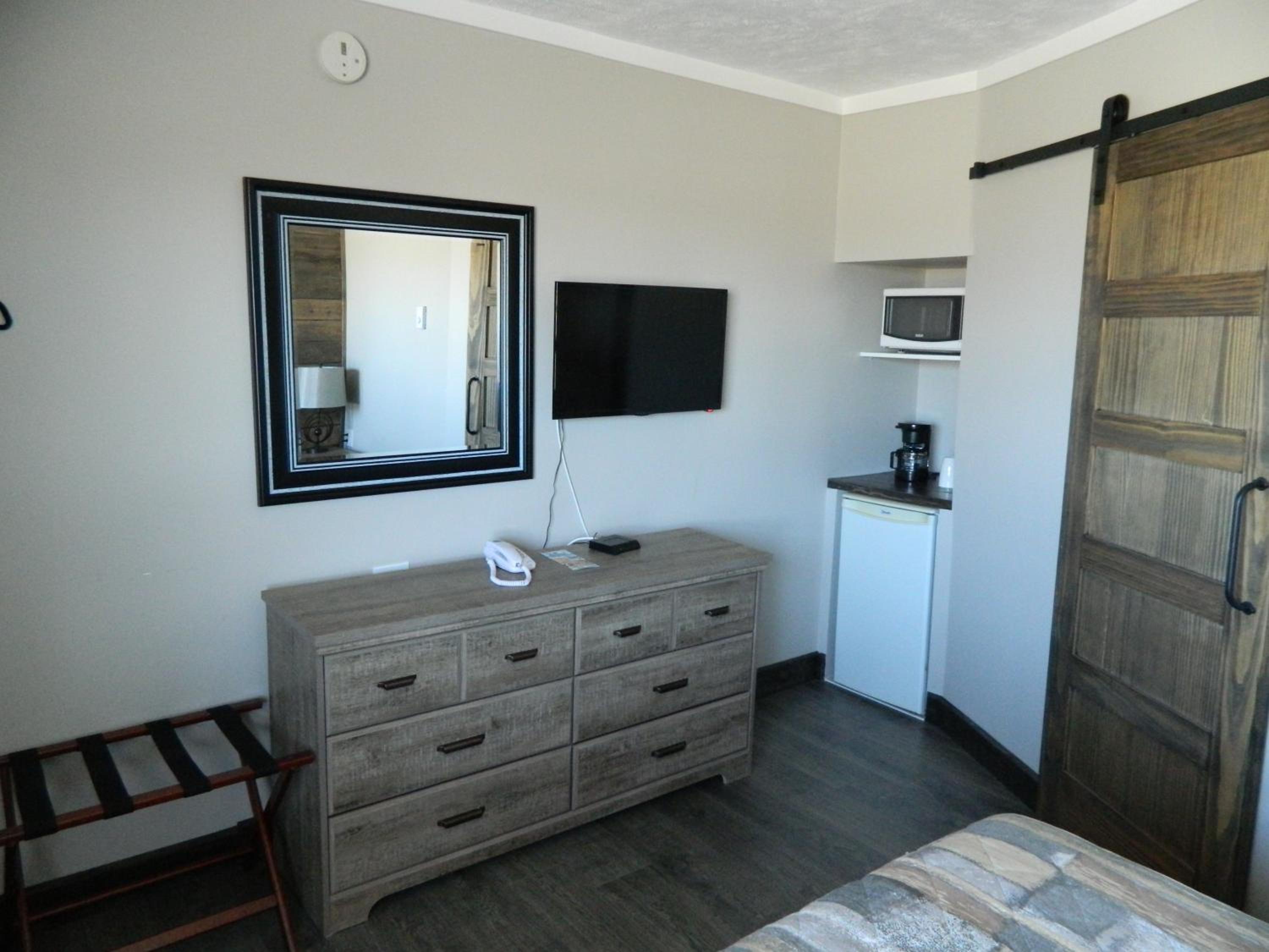 Standard Double Room photo 3