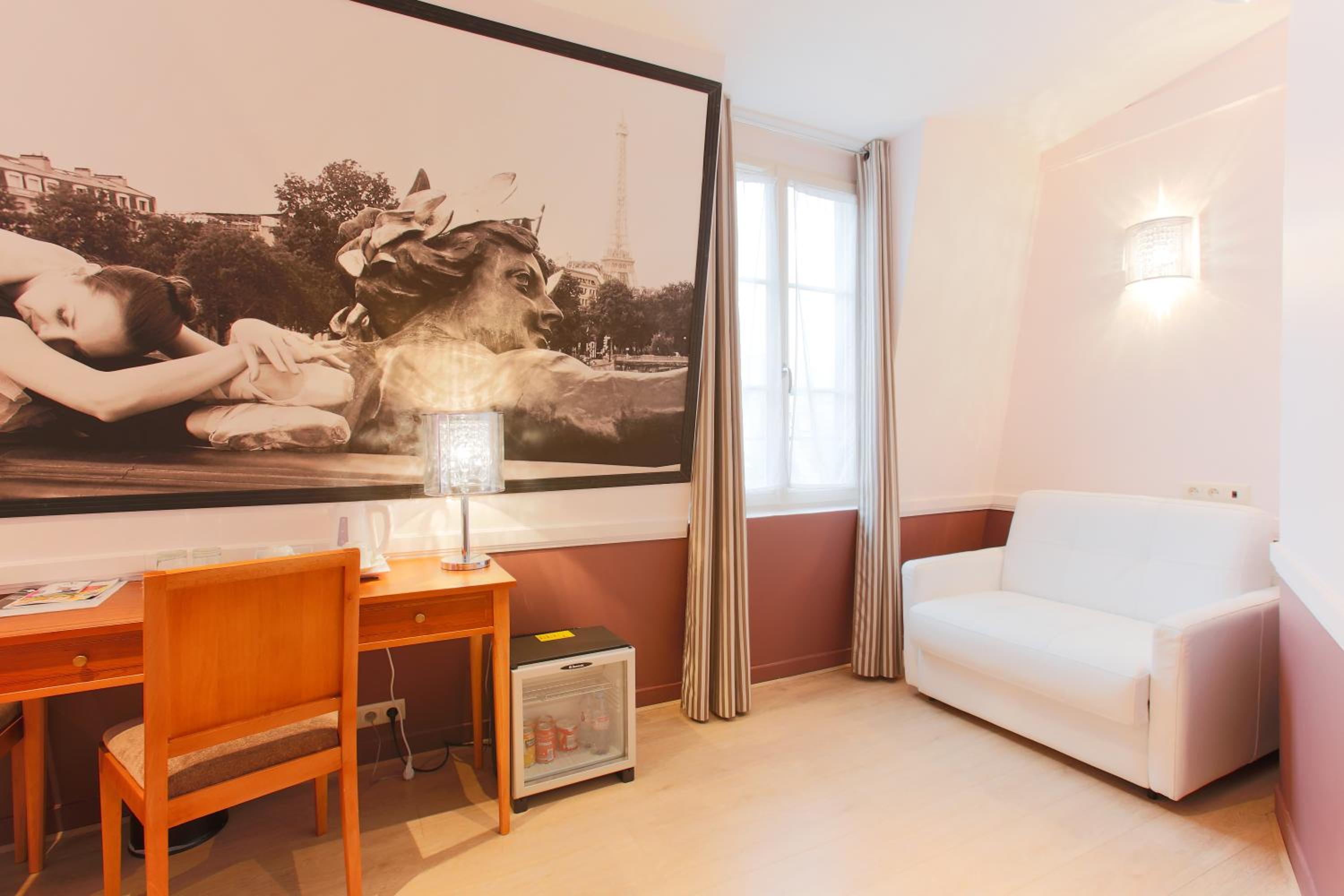 Junior Suite (2 Adults) photo 2
