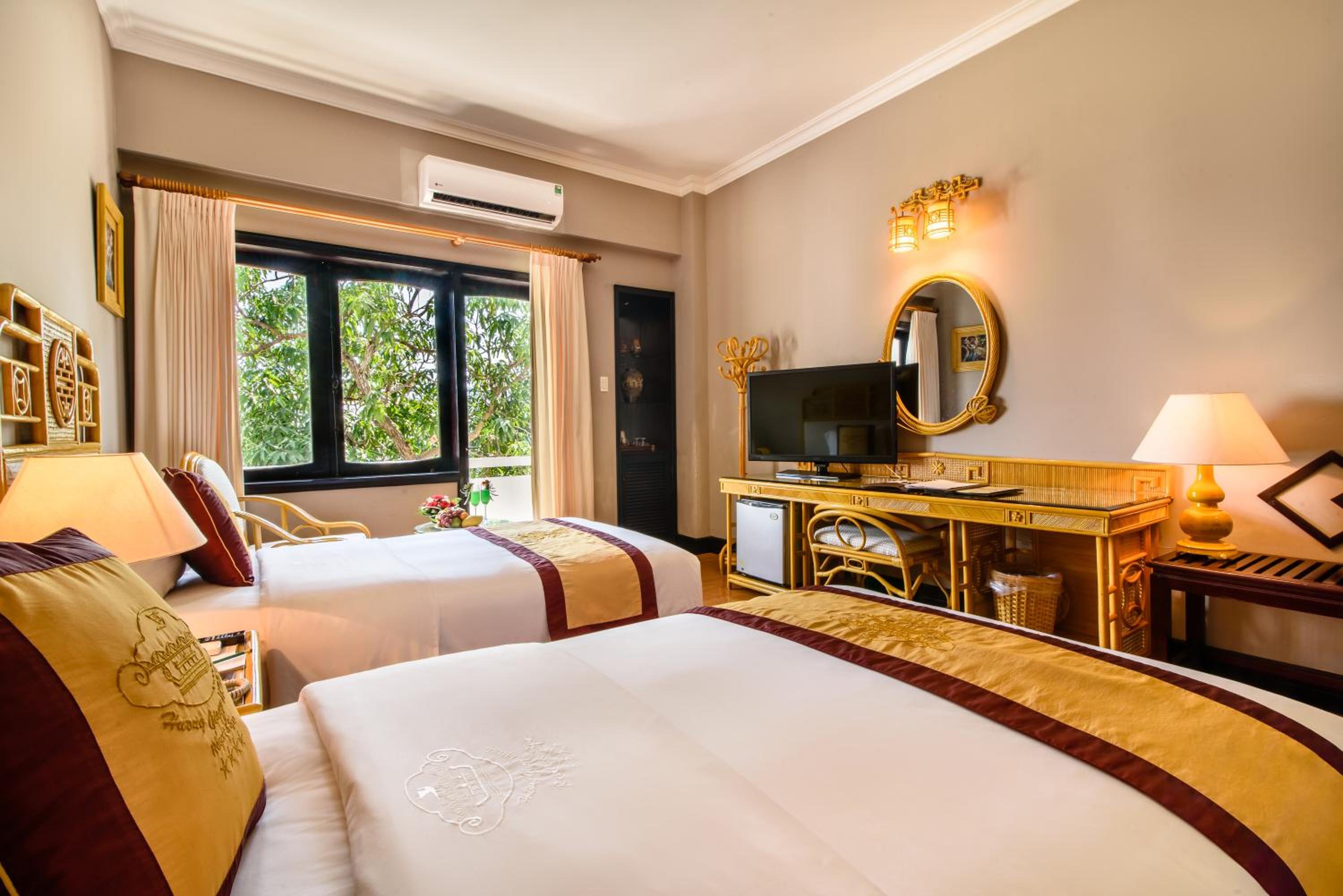 Deluxe Double or Twin Room with Garden View - Photo 1