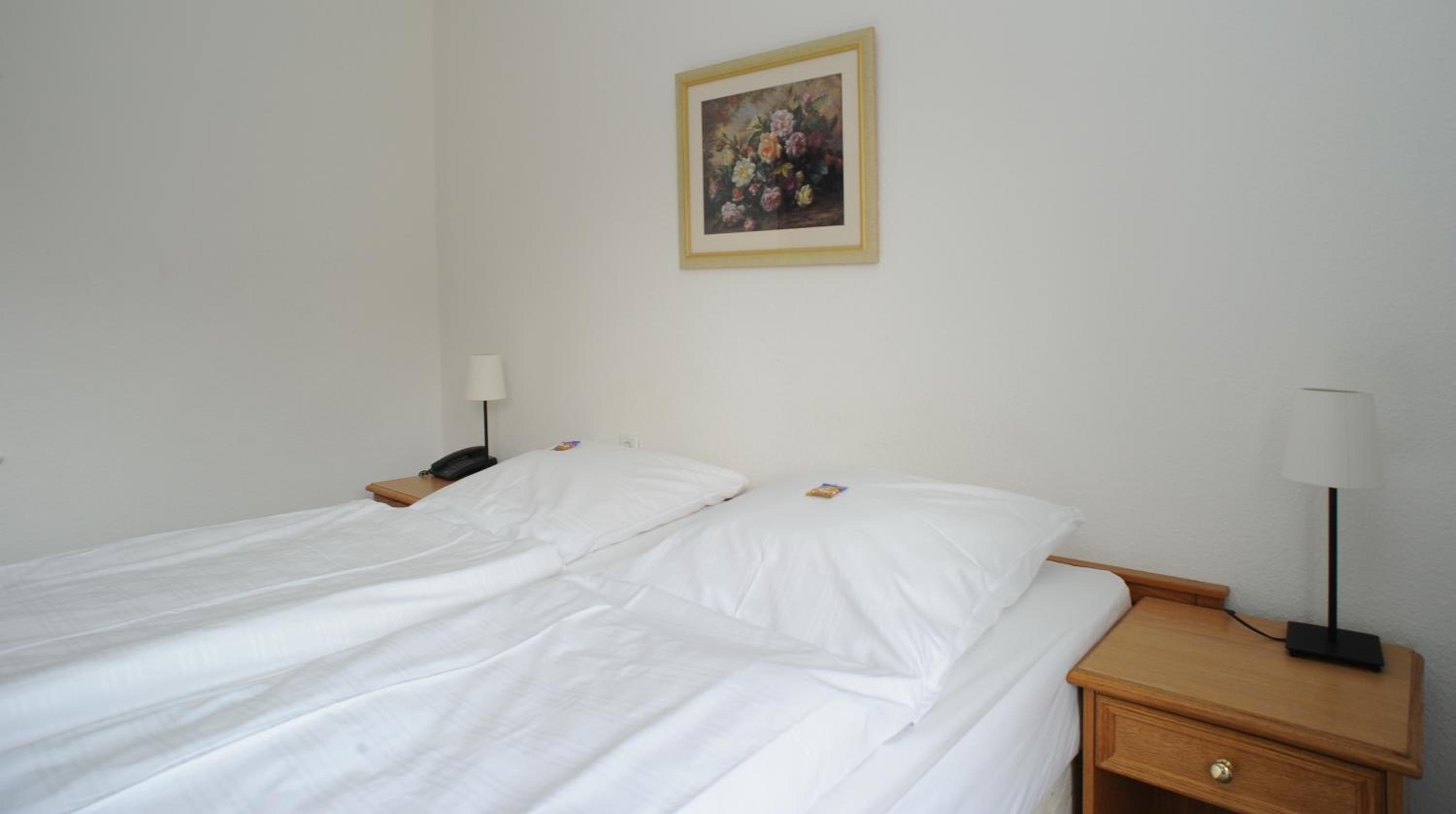 Double Room - Photo 4