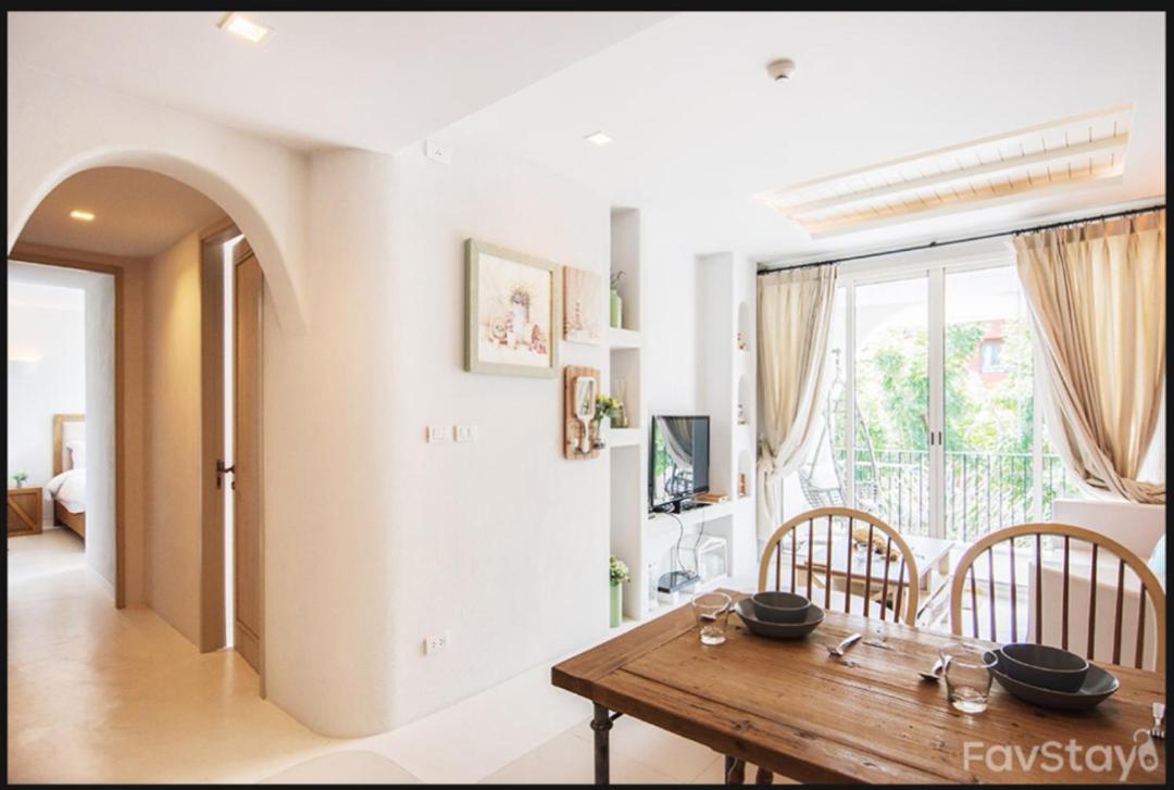 Two-Bedroom Apartment - Photo 25
