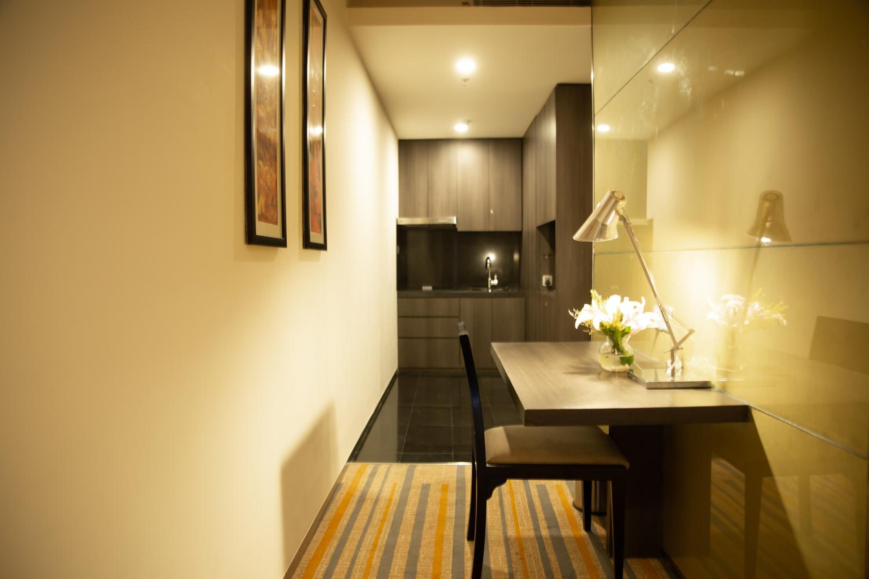 Studio Apartment with Kitchenette, Premium Wifi, 15% Off on Food & Soft Beverage thumbnail 5