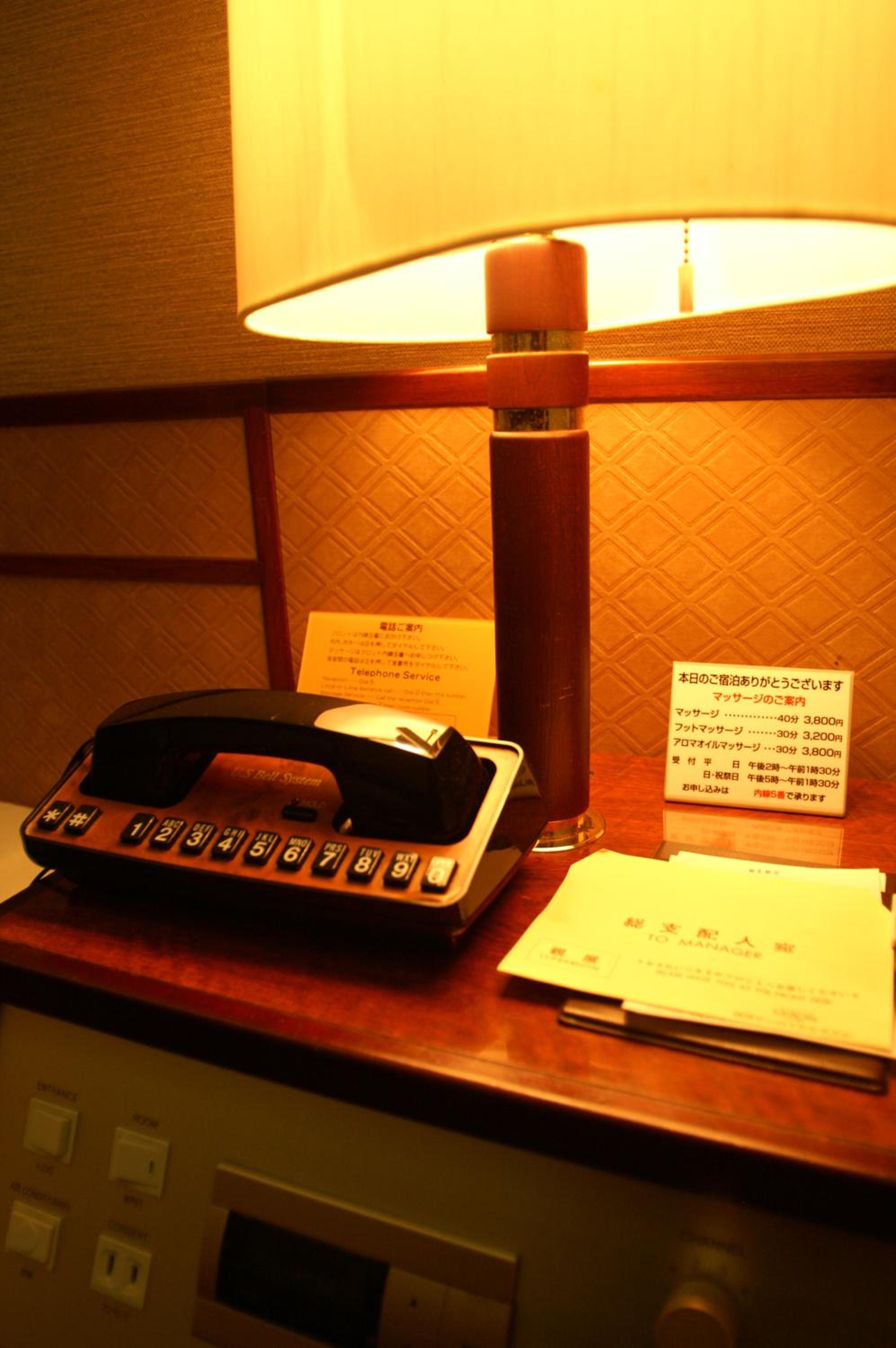 Twin Room - Non-Smoking photo 2