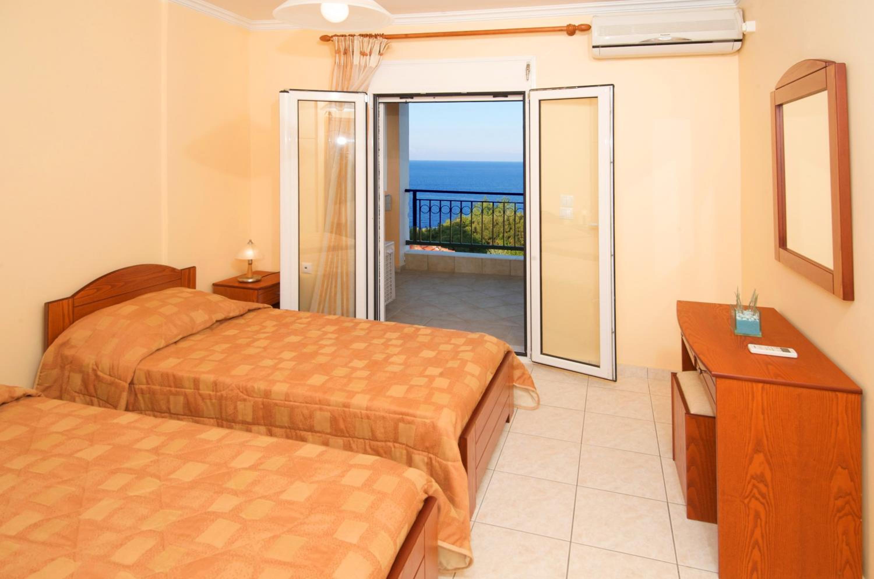 One-Bedroom Apartment (2 Adults) - Photo 7