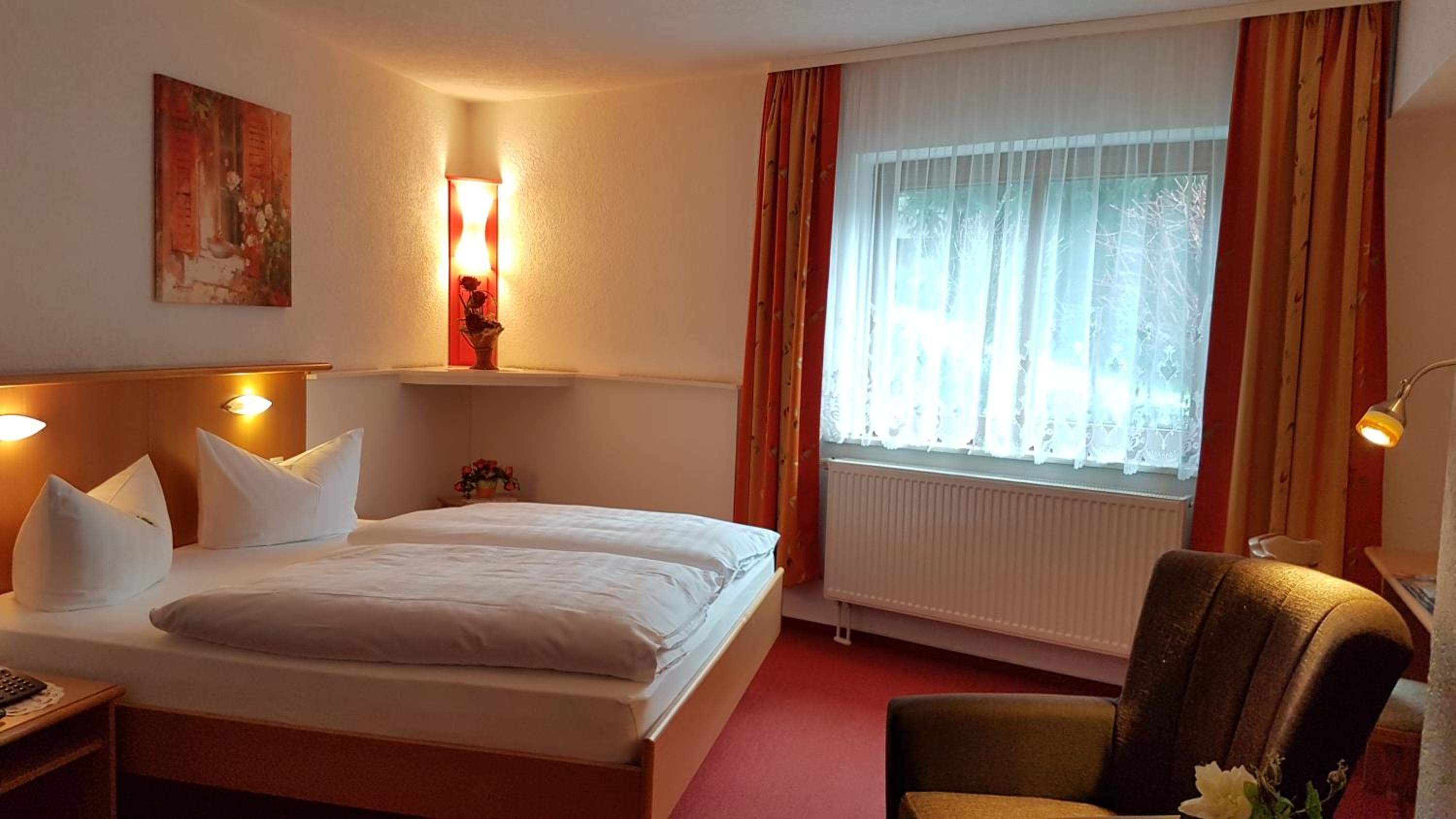 Double Room - Photo 5