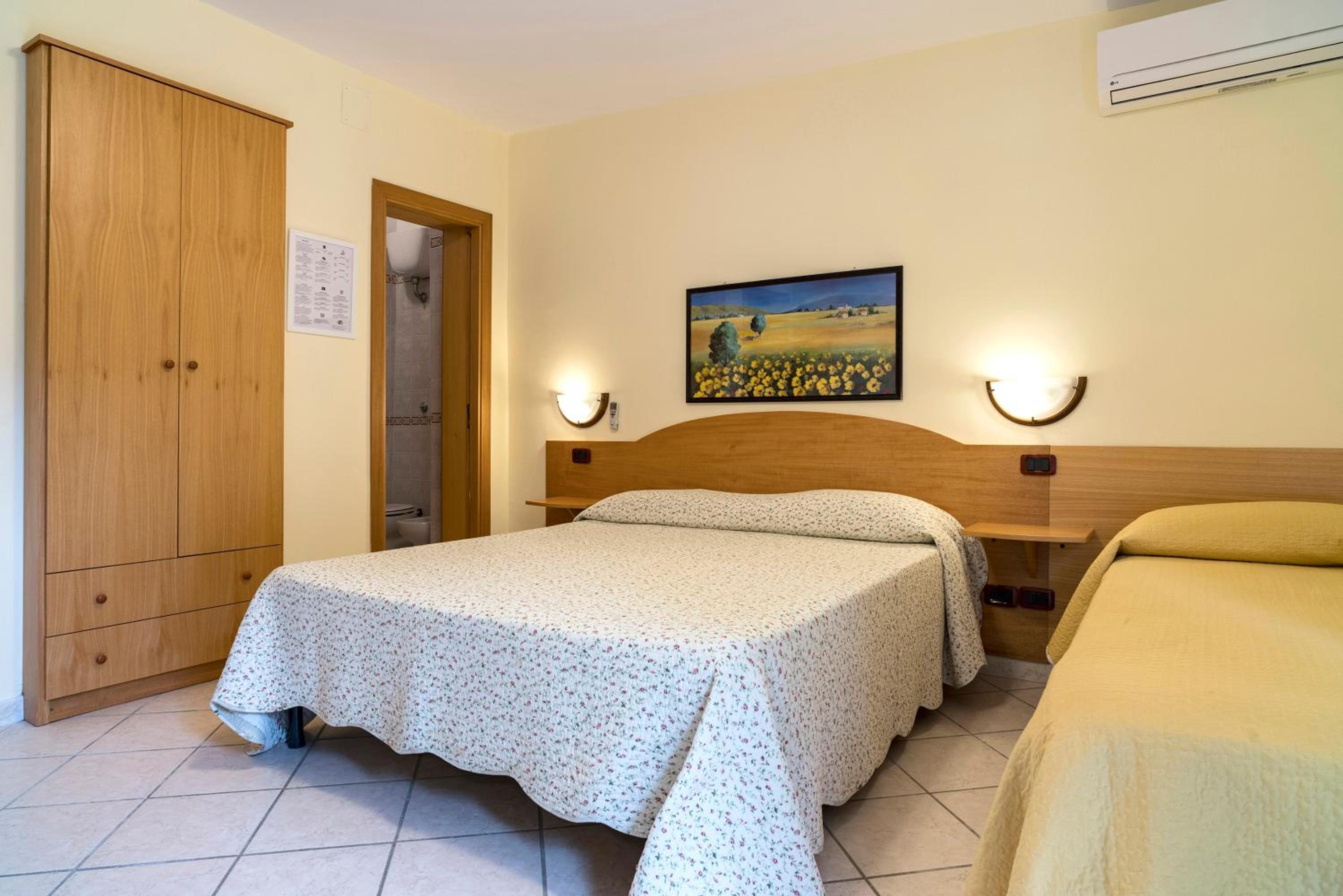 Triple Room