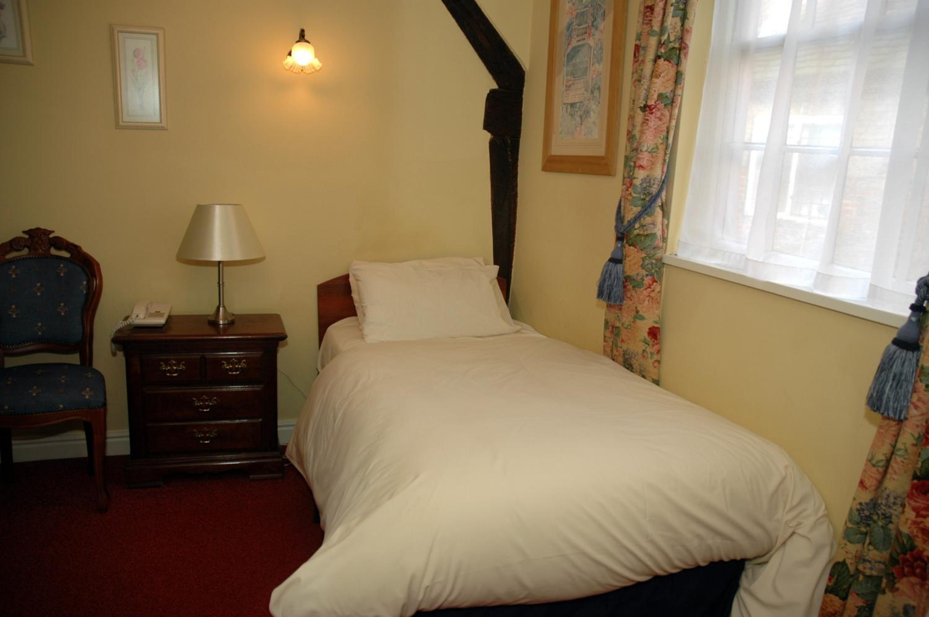 Single Room photo 2