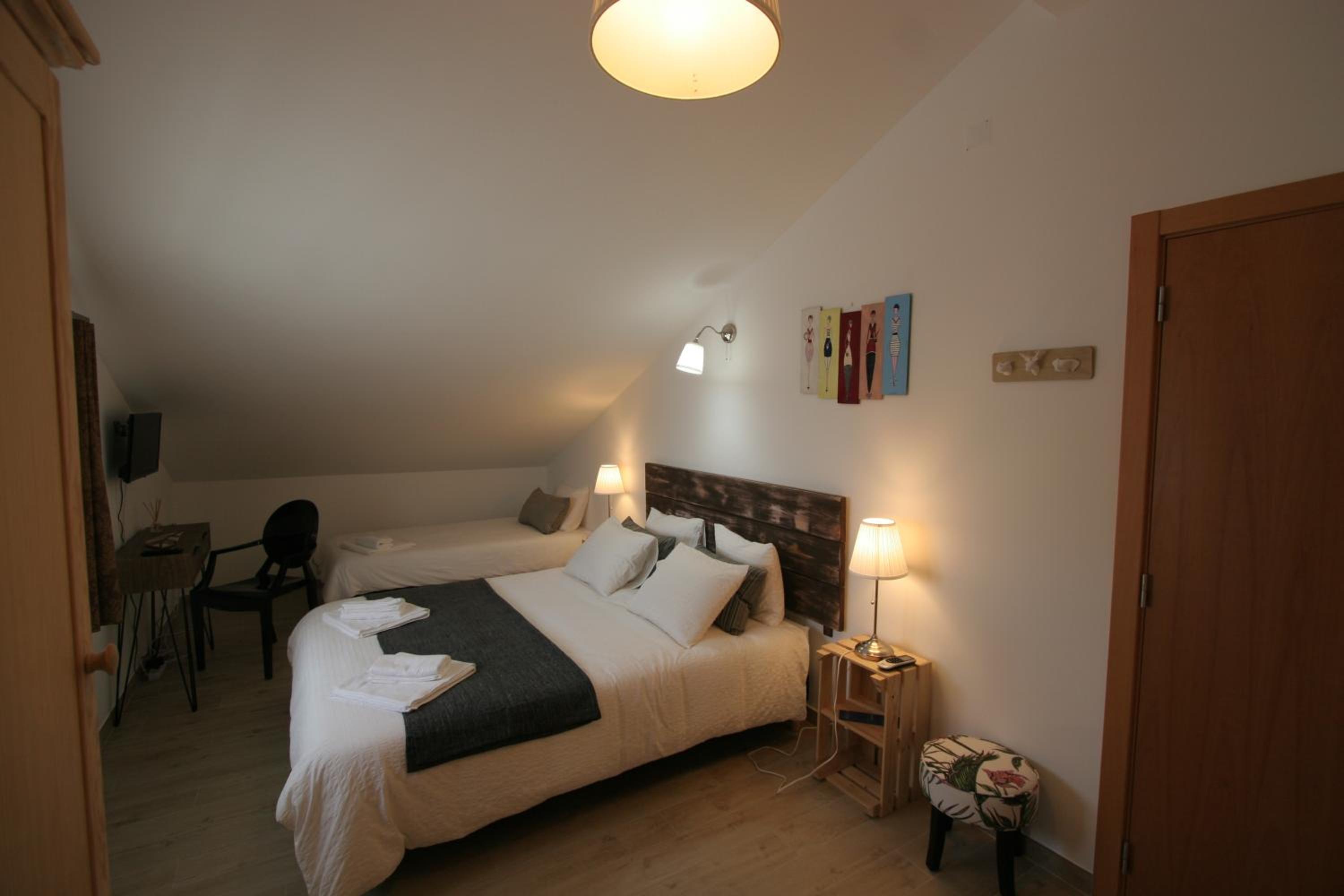 Triple Room with Lake View