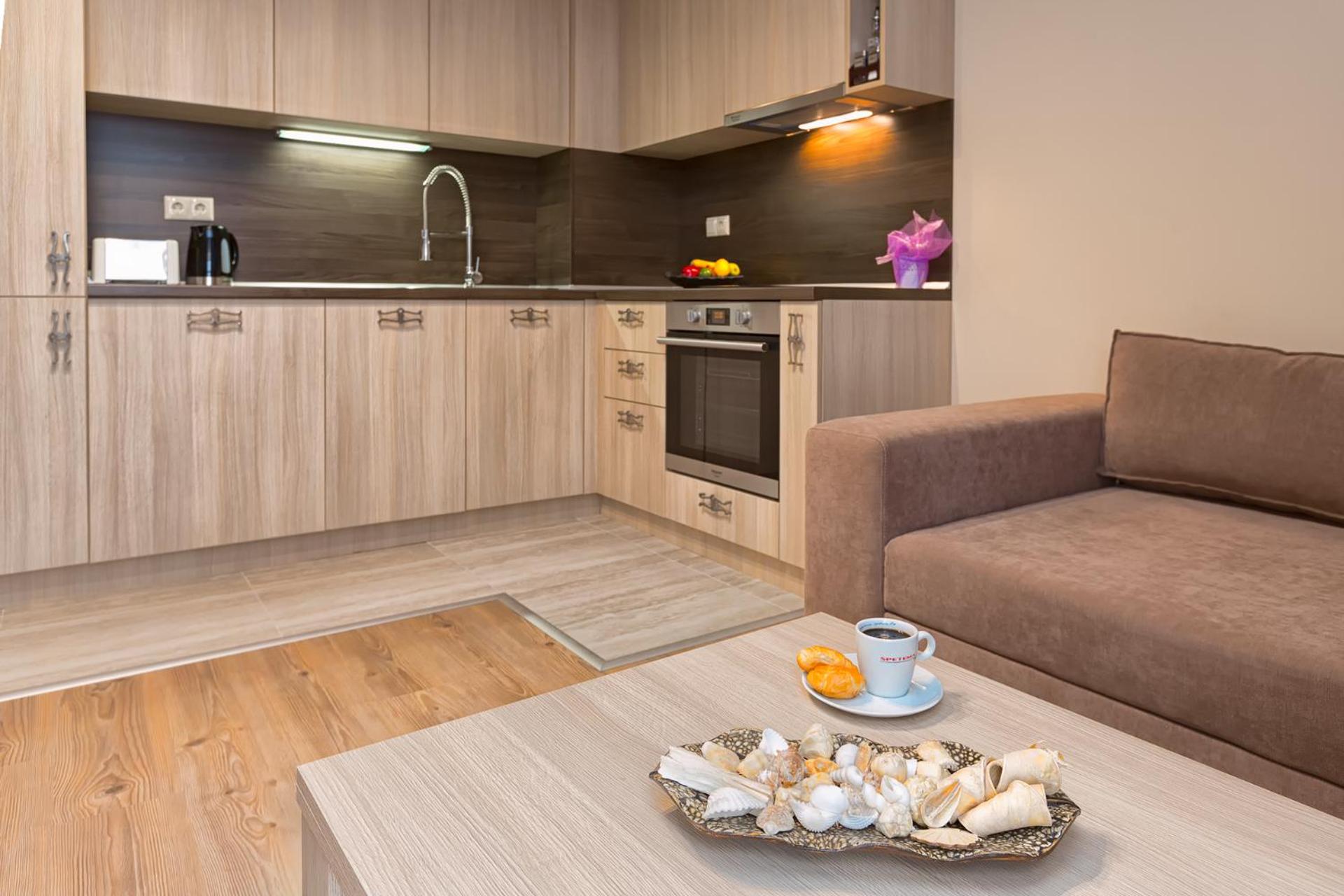 One-Bedroom Apartment with Balcony and Pool View - Photo 13