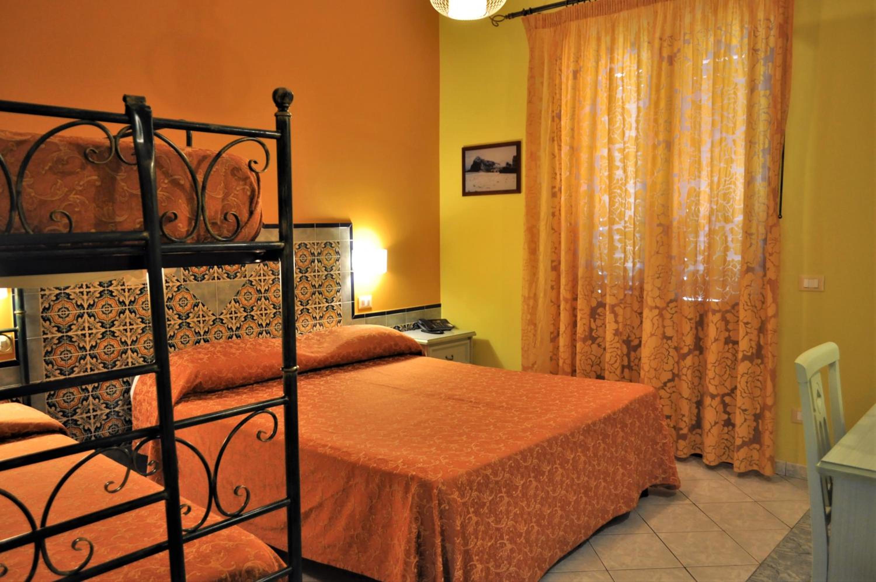 Quadruple Room photo 1