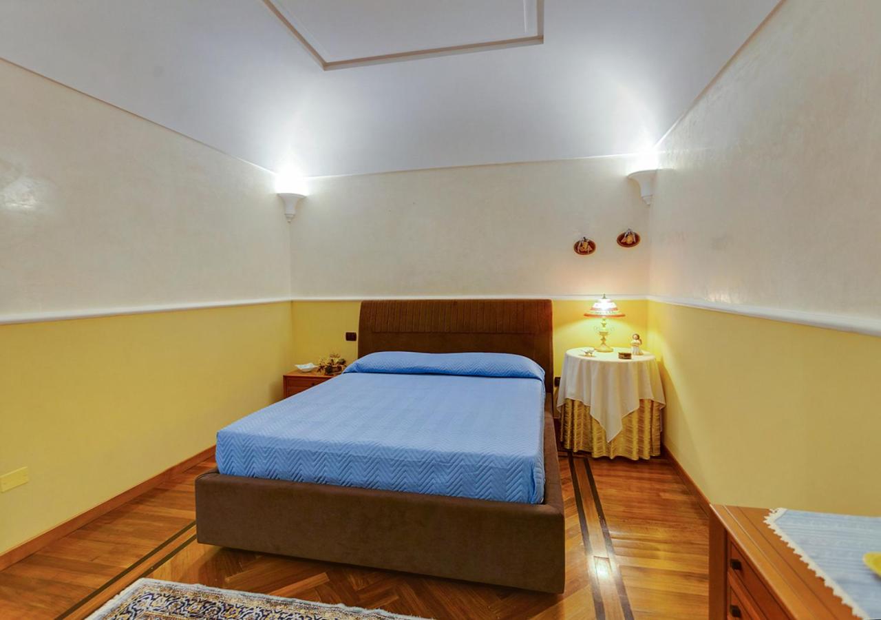 Quadruple Room with Private Bathroom photo 2