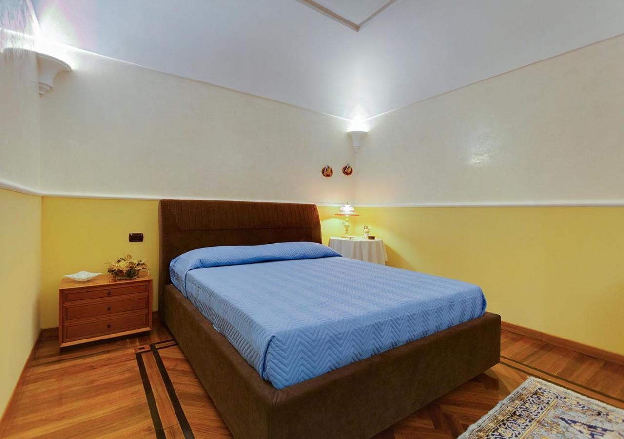Quadruple Room with Private Bathroom photo 3