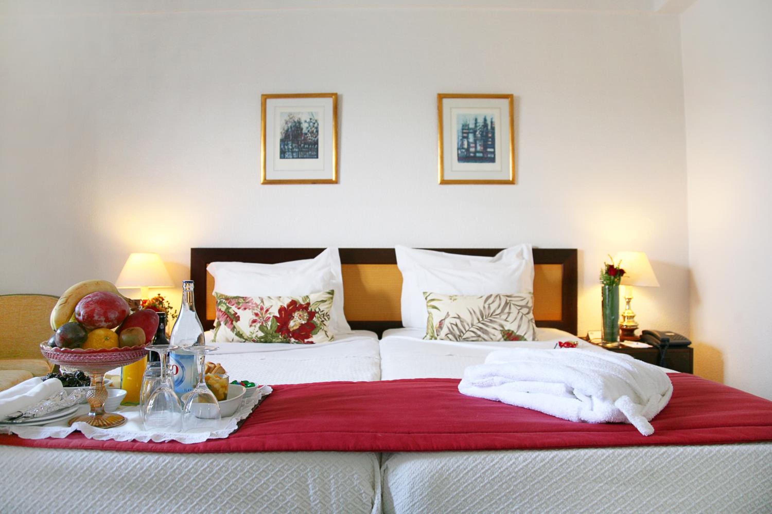 Double or Twin Room - Photo 3