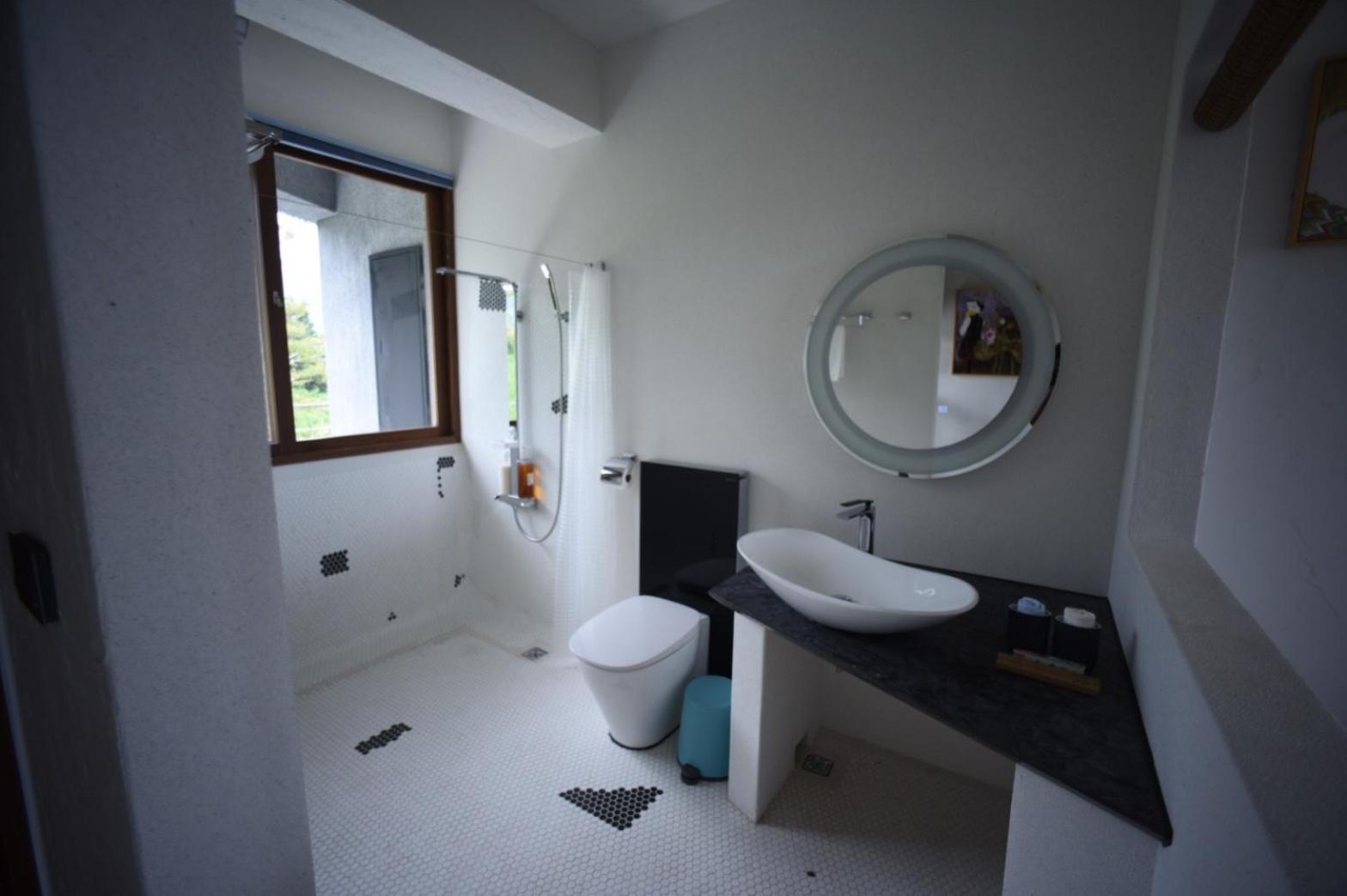 Double Room with Balcony and Sea View photo 2
