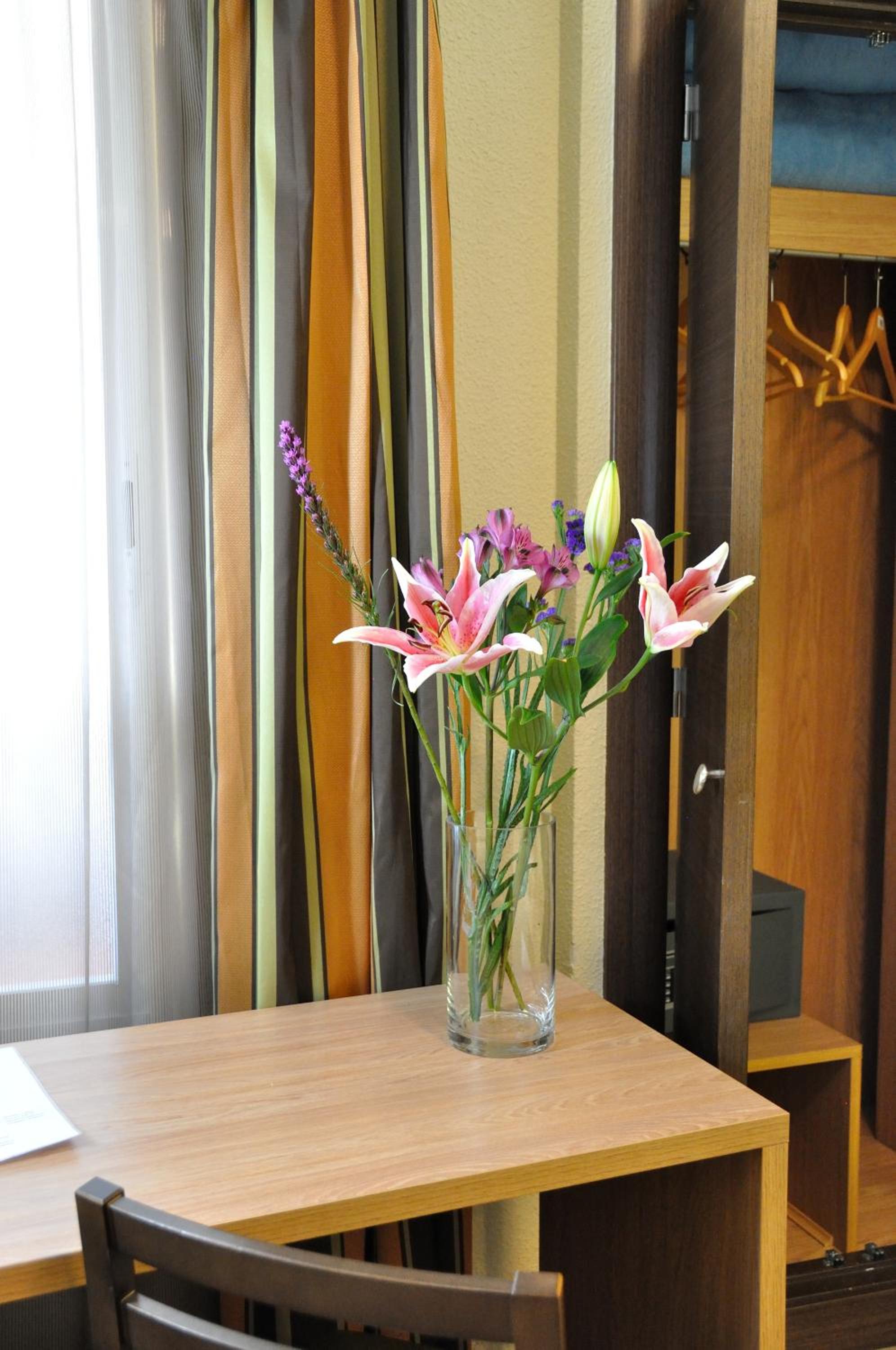 Double or Twin Room - Photo 39