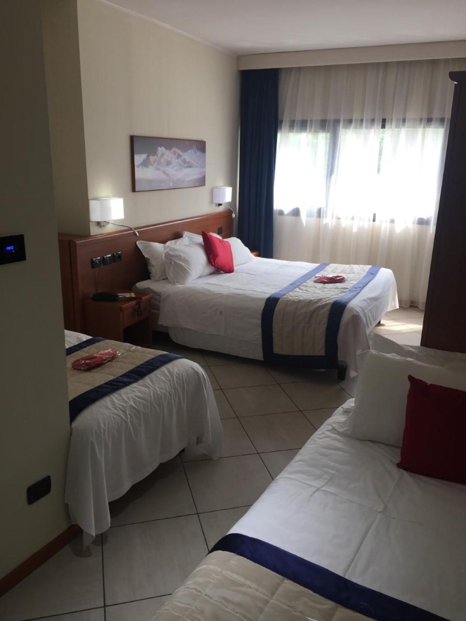 Quadruple Room - Photo 1