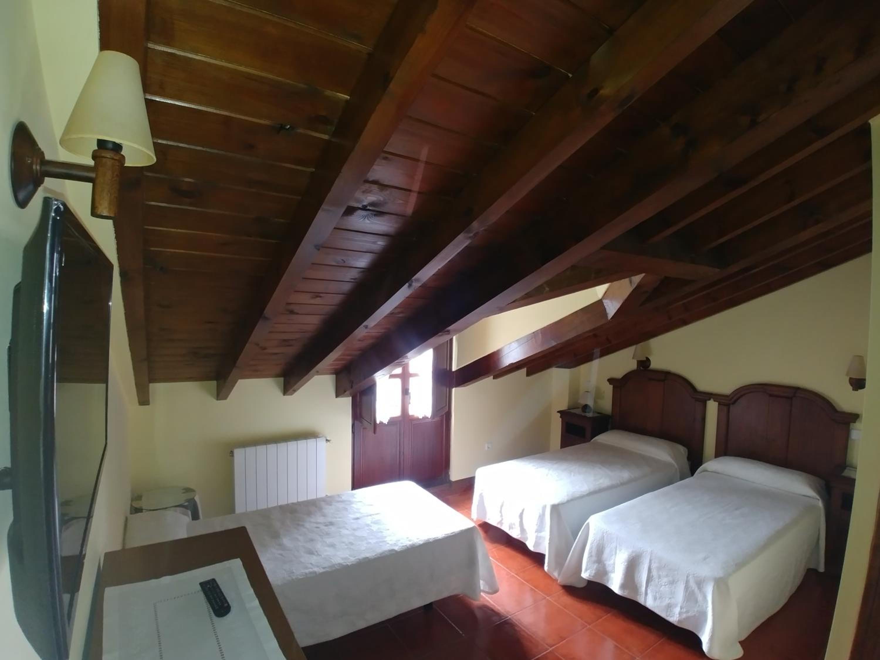 Triple Room - Photo 5