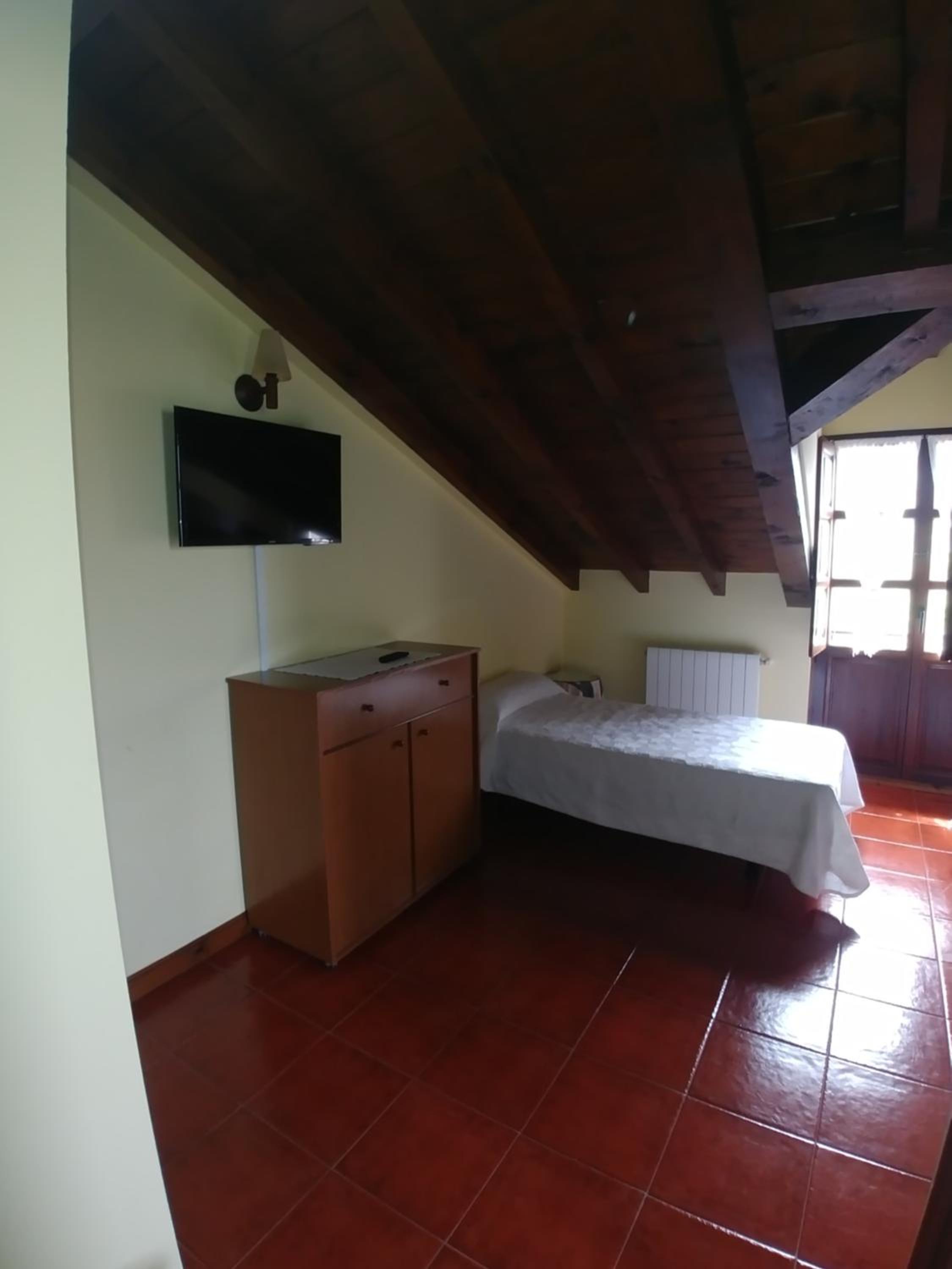 Triple Room - Photo 1