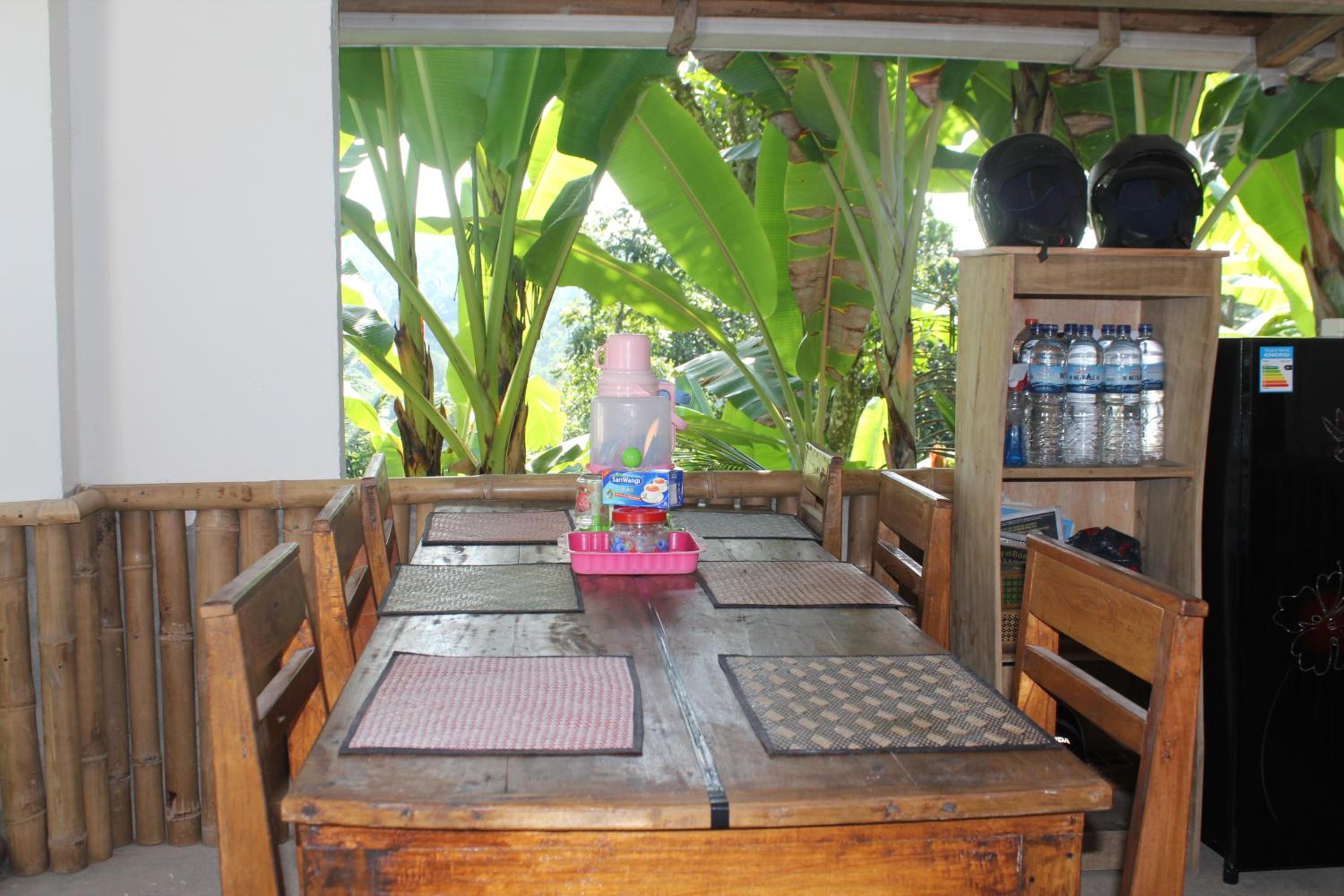 Family Room with Terrace photo 3