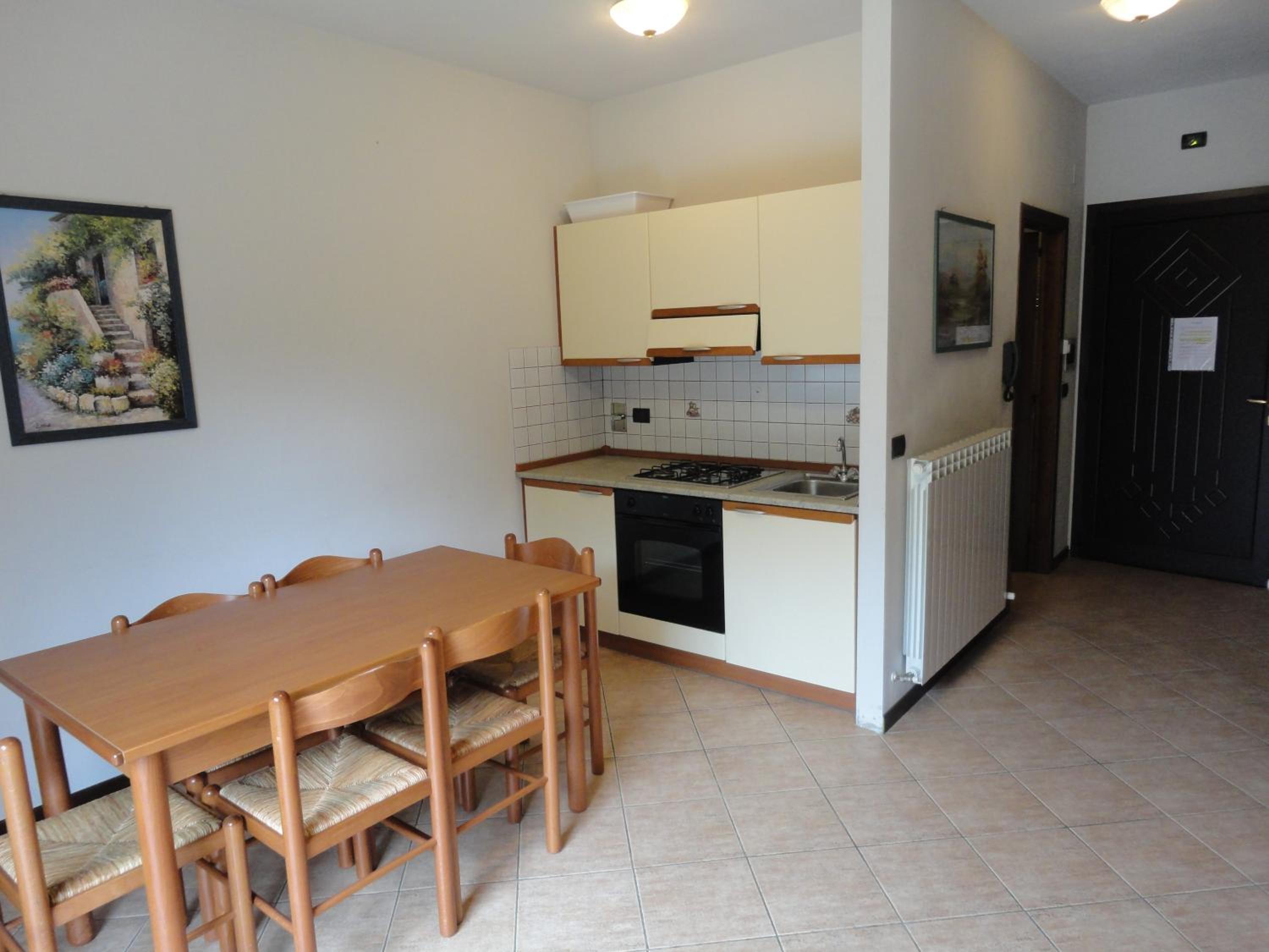 Two-Bedroom Apartment (6 Adults) photo 3