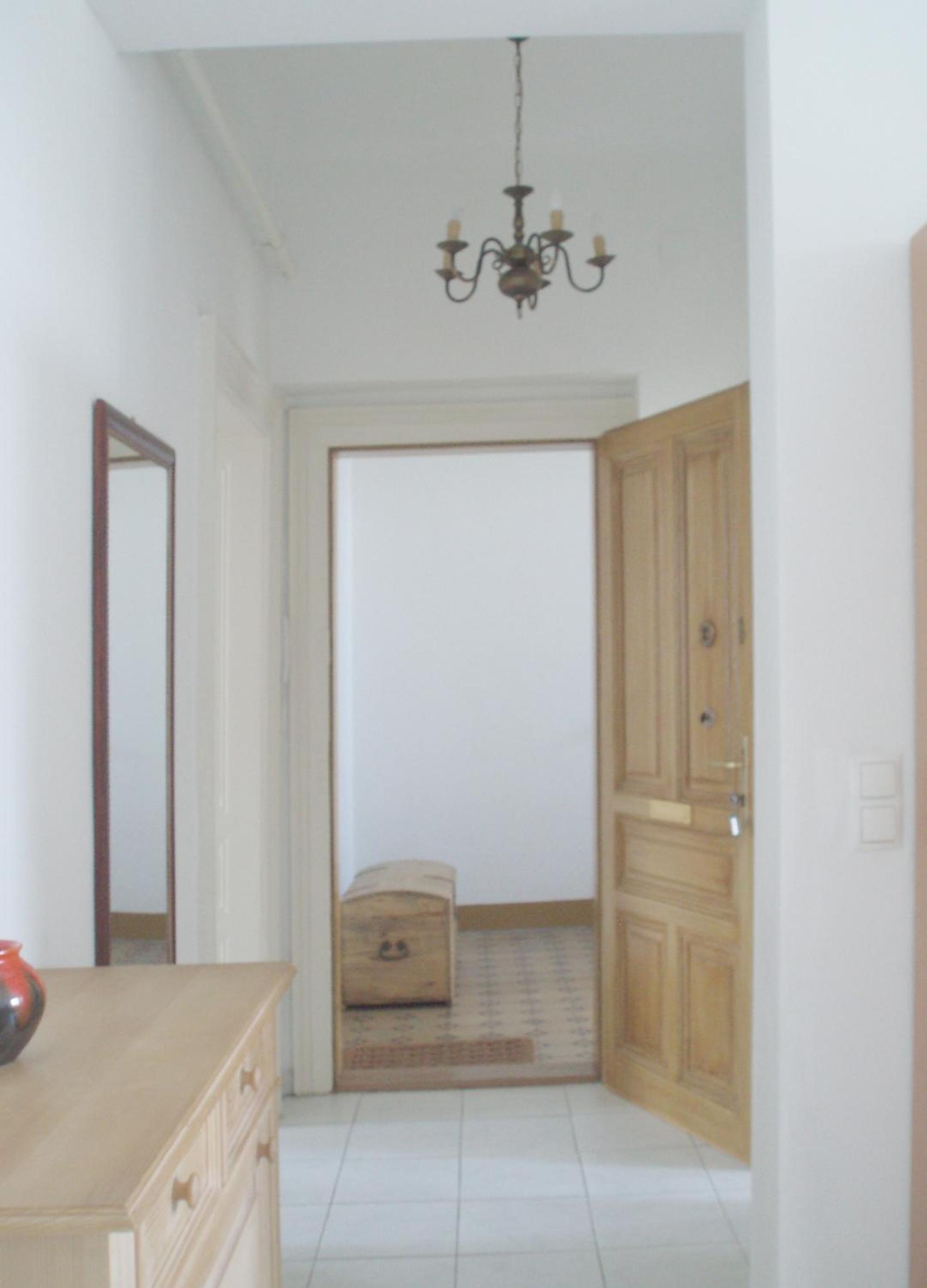 Three-Bedroom Apartment photo 2