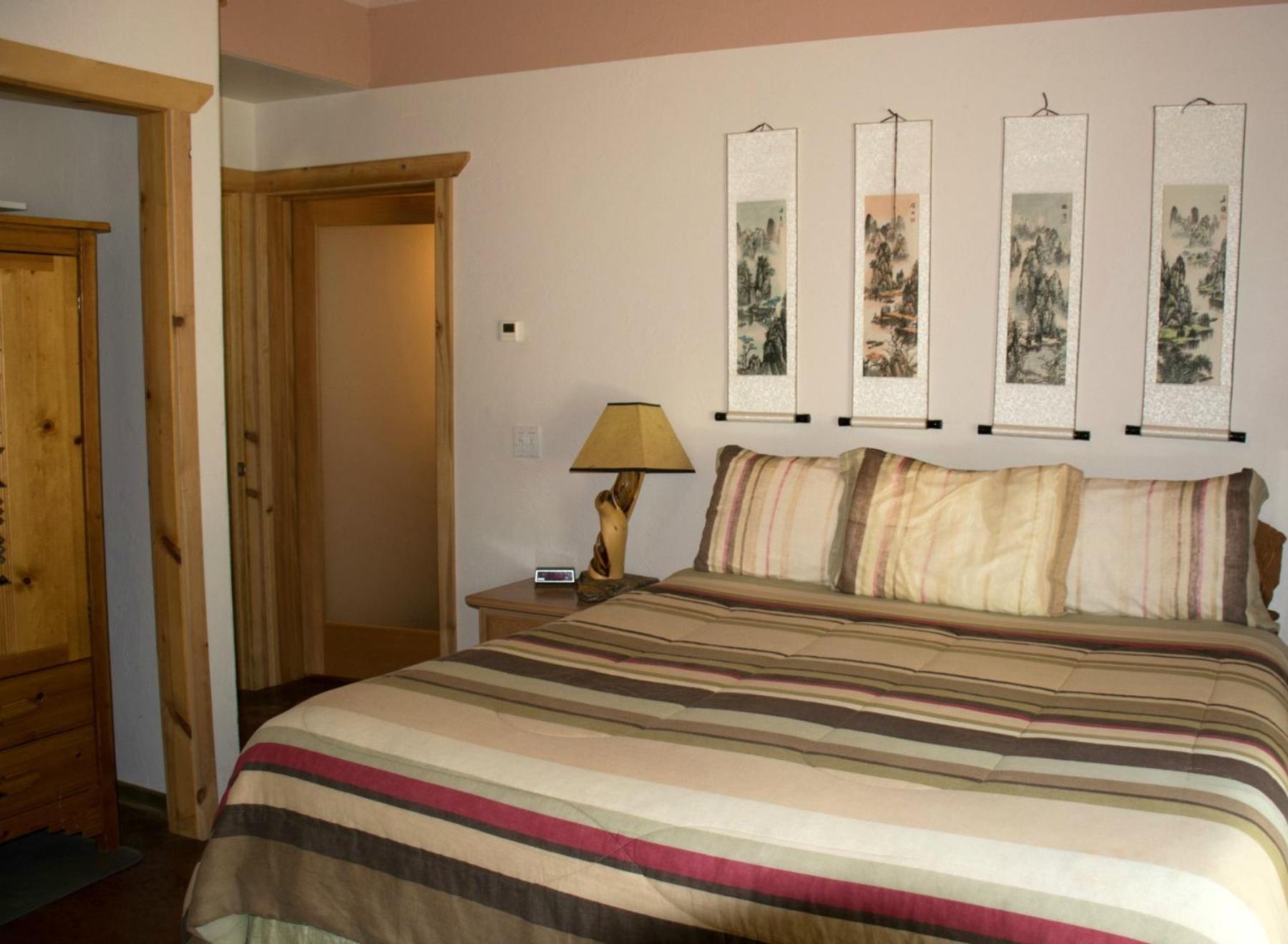 Two-Bedroom Suite photo 2