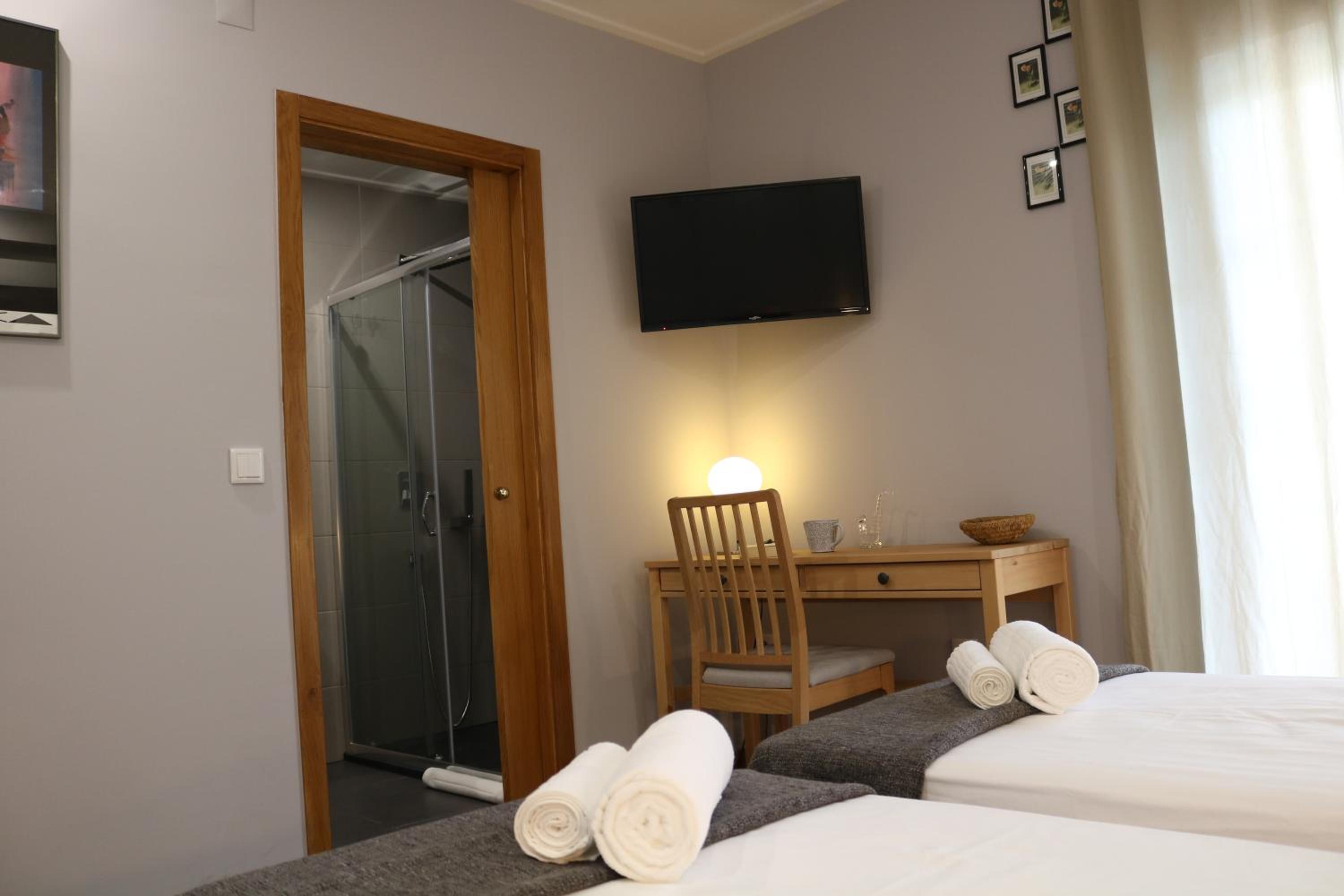 Double Or Twin Room With Pool View photo 3