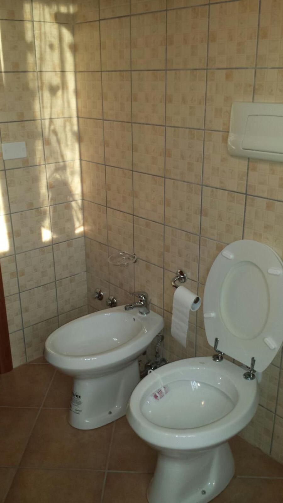 Two-Bedroom House - Photo 13