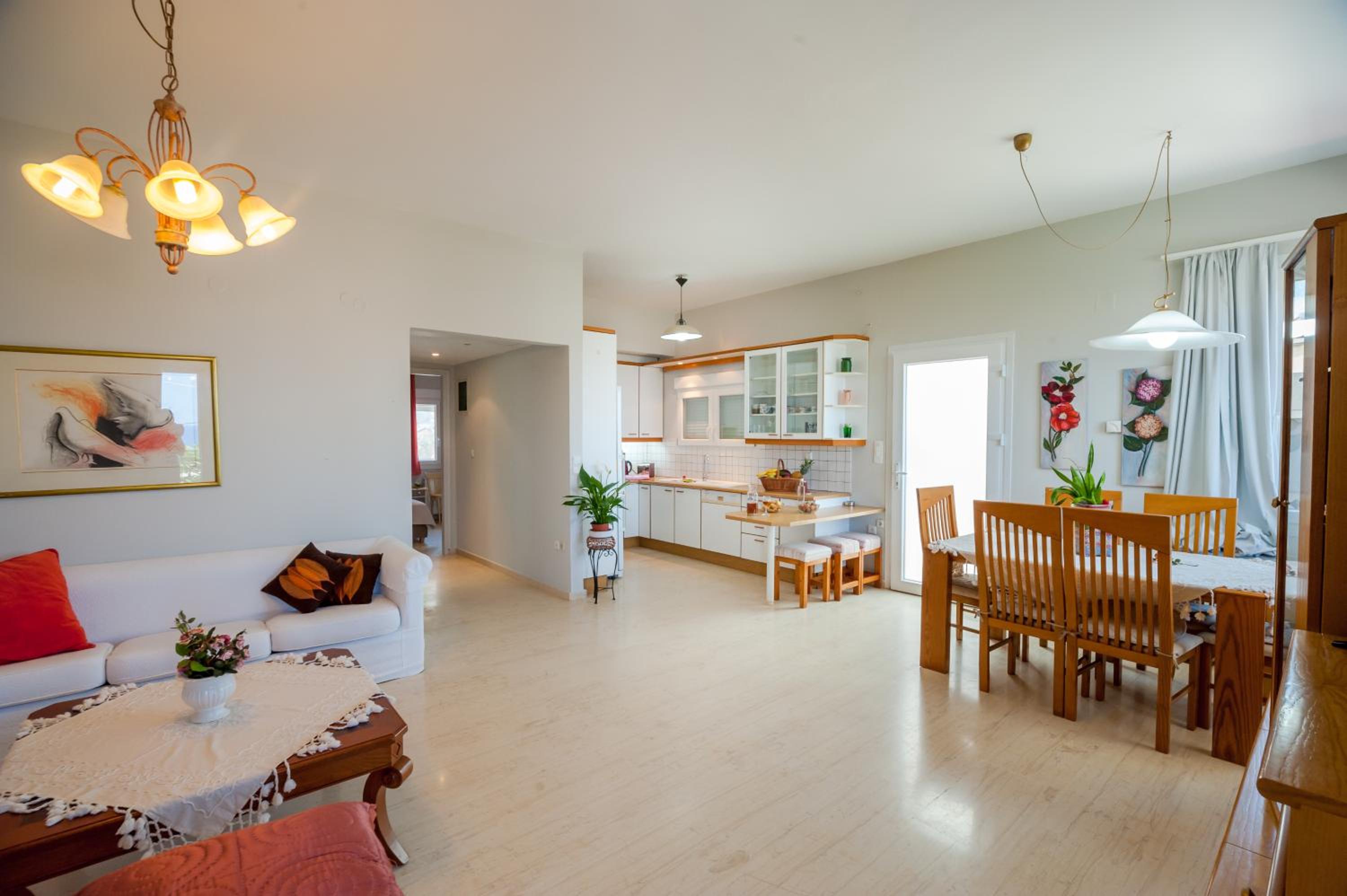 Two-Bedroom House with Private Swimming Pool photo 2
