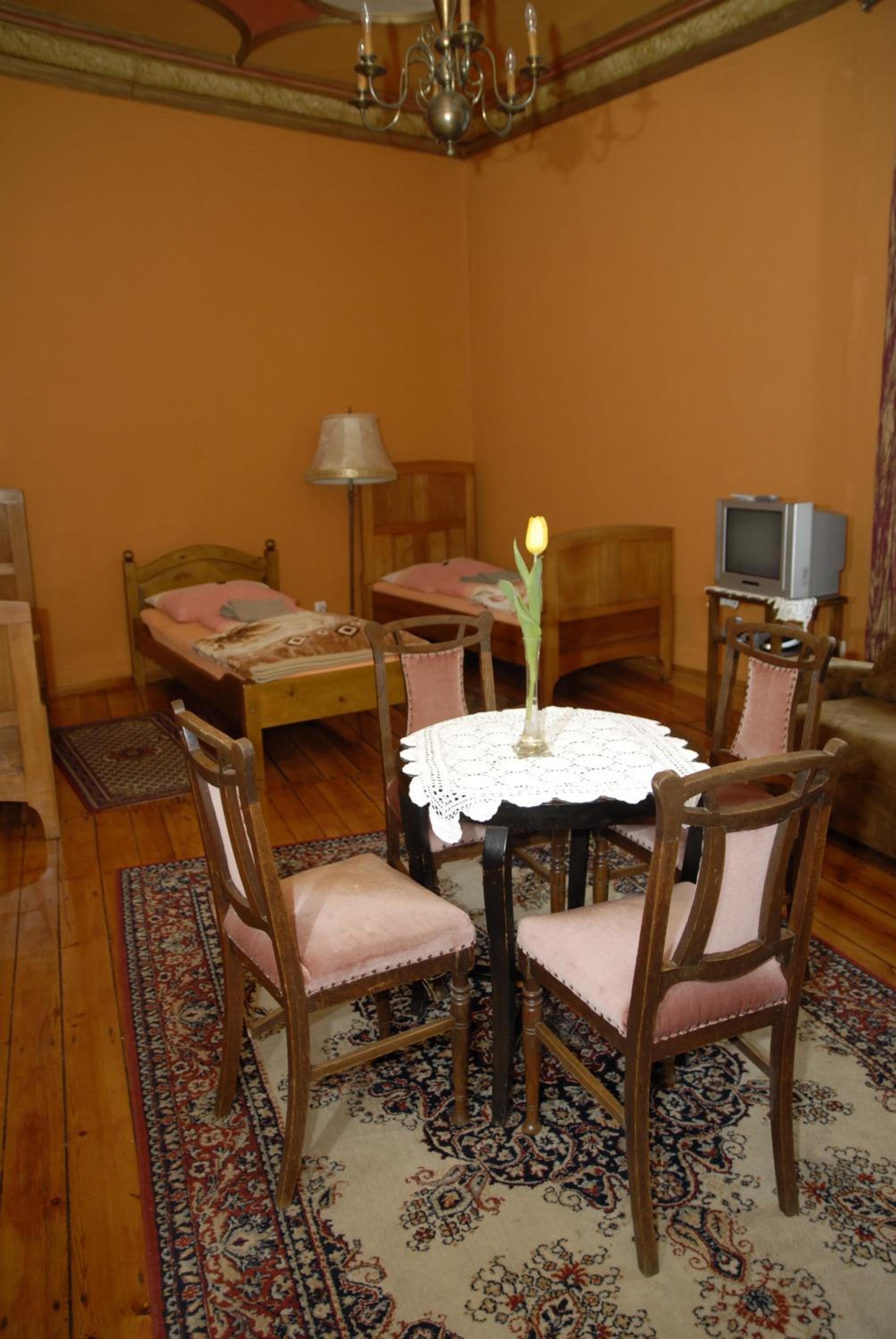 Quadruple Room with Private Bathroom photo 2
