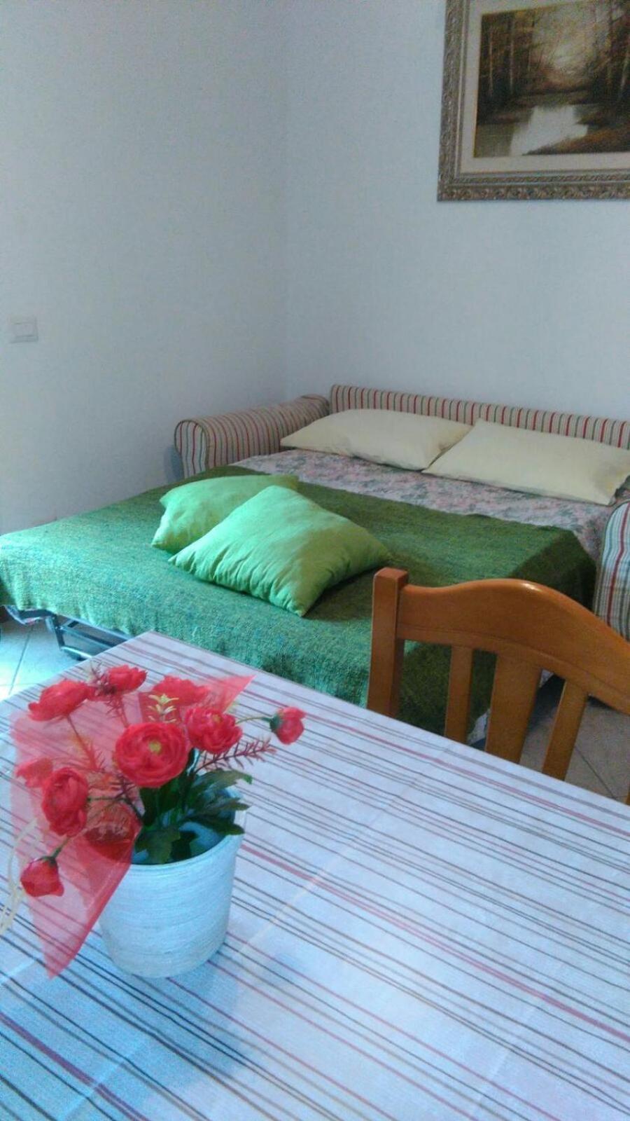 King Studio with Sofa Bed - Photo 9