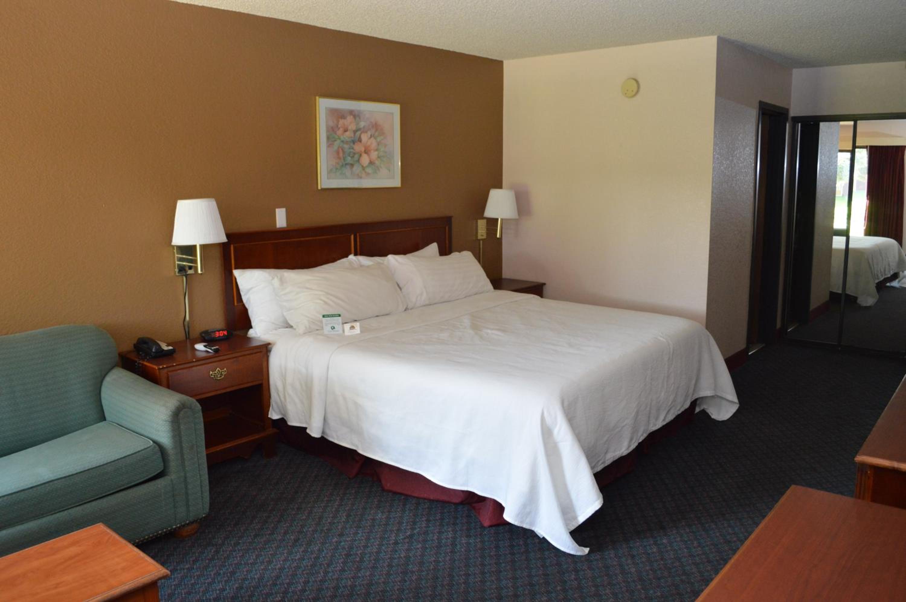 King Room with Pool View photo 1